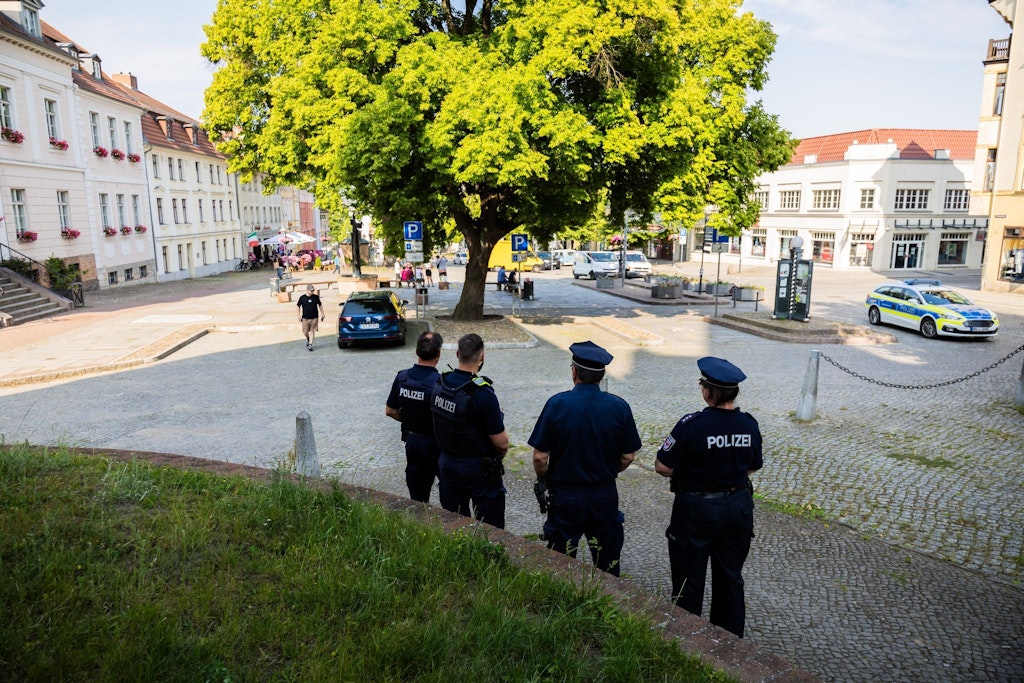 Durchsuchungen in Bad Freienwalde: 21-Jähriger im Fokus der Ermittler nach ...