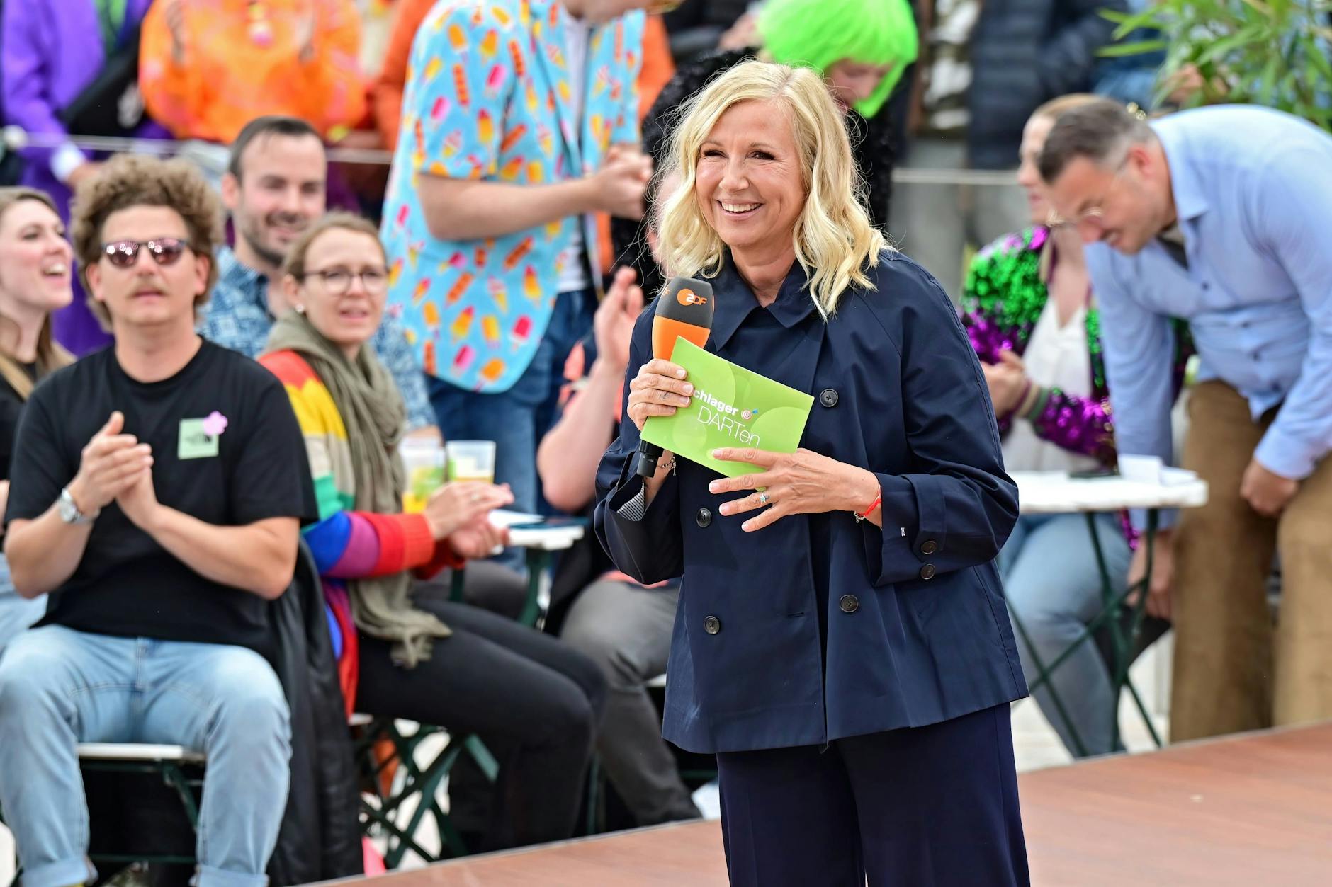 Andrea Kiewel moderiert seit 25 Jahren den „Fernsehgarten“ im ZDF. Ihre Jubiläumssendung hat sie verpasst.