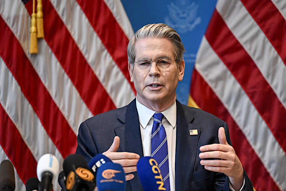 Finanzminister Scott Bessent betont, die USA wollen Irans Zugang zu Technologien für ballistische Raketen und asymmetrische Waffen dauerhaft zu unterbinden.