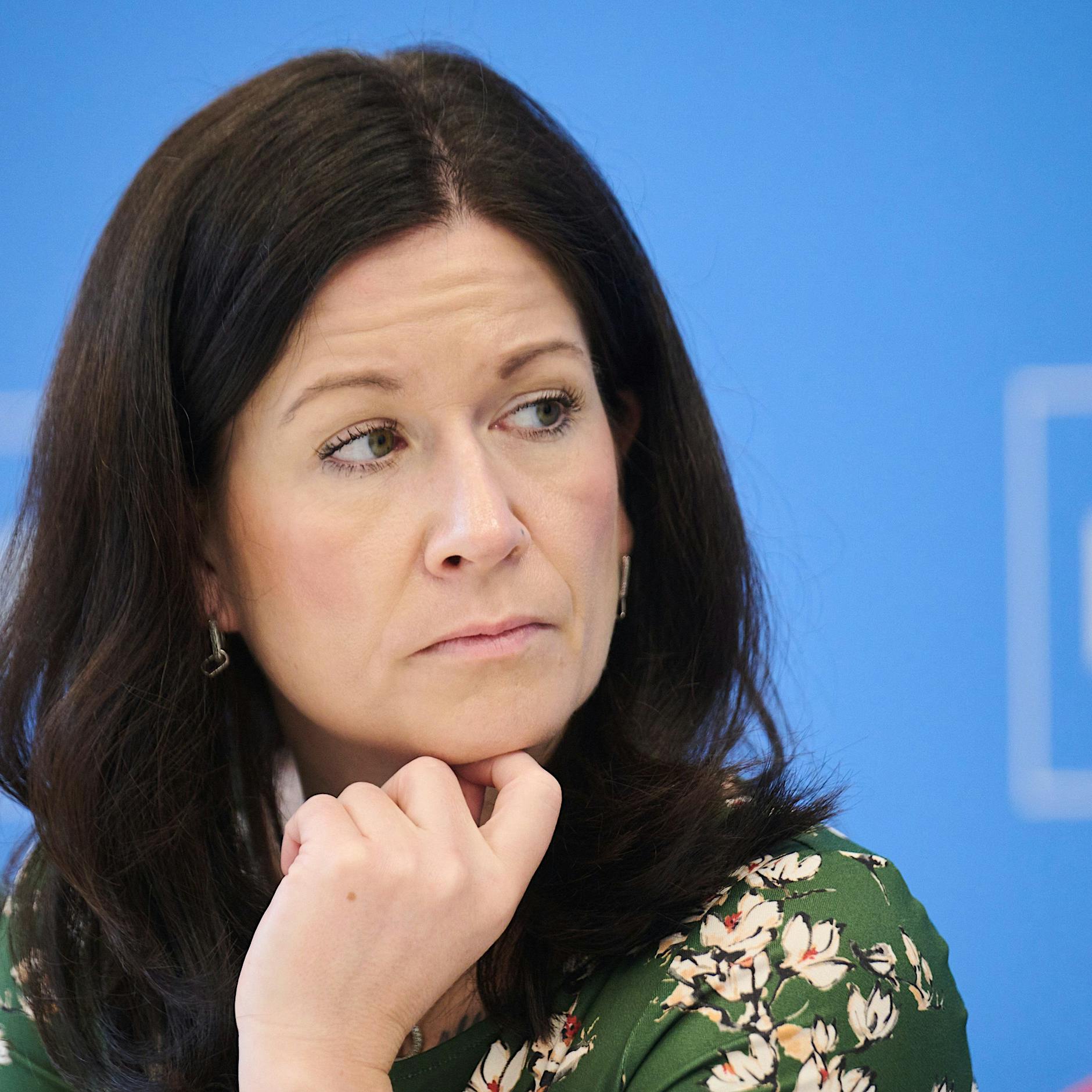 Carl-Bolle-Schule in Berlin: E-Mail belastet Bildungssenatorin Günther-Wünsch - sagt sie die Unwahrheit?