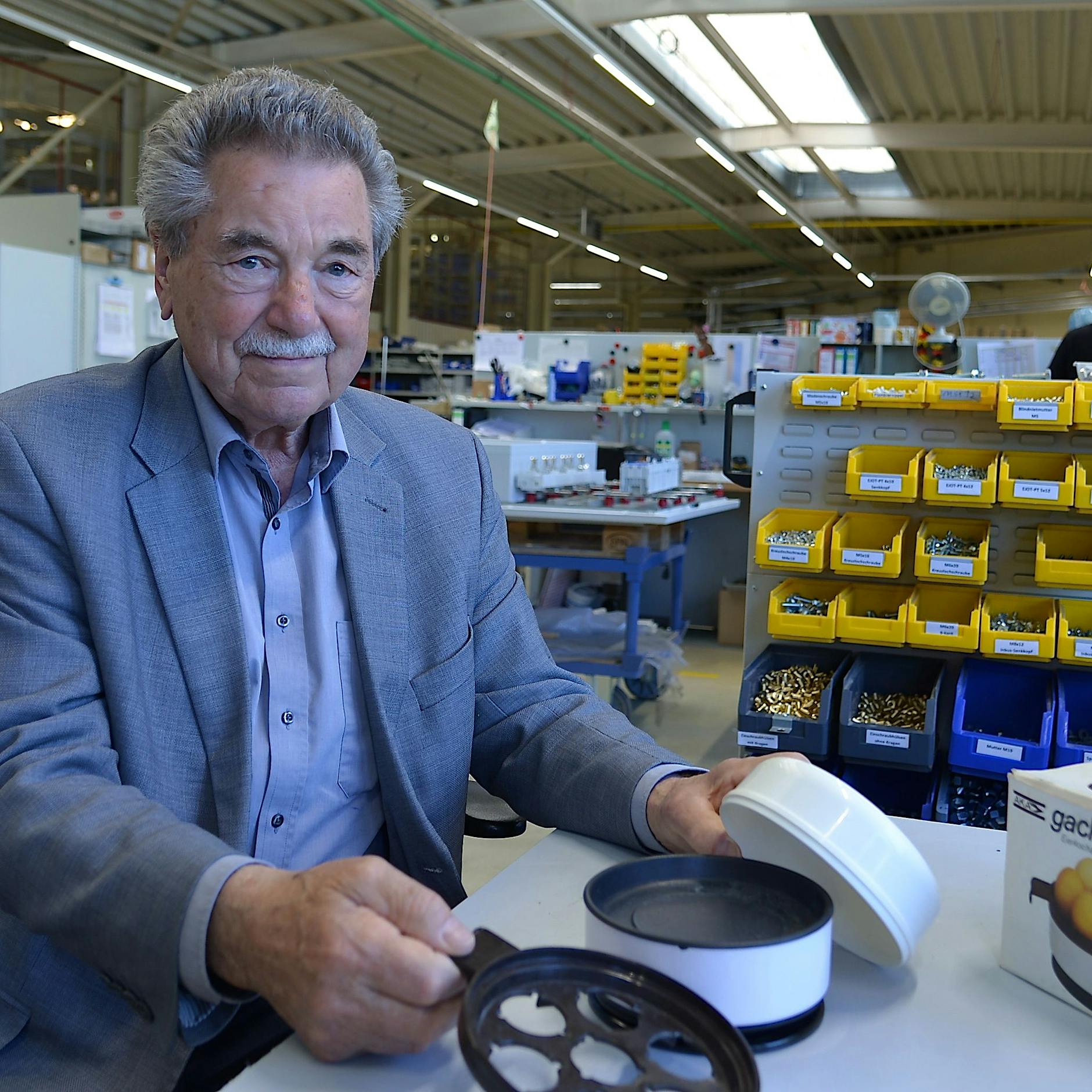 Vom Gackelboy zum Global Player: Wie ein DDR-Eierkocher ein Unternehmen rettete