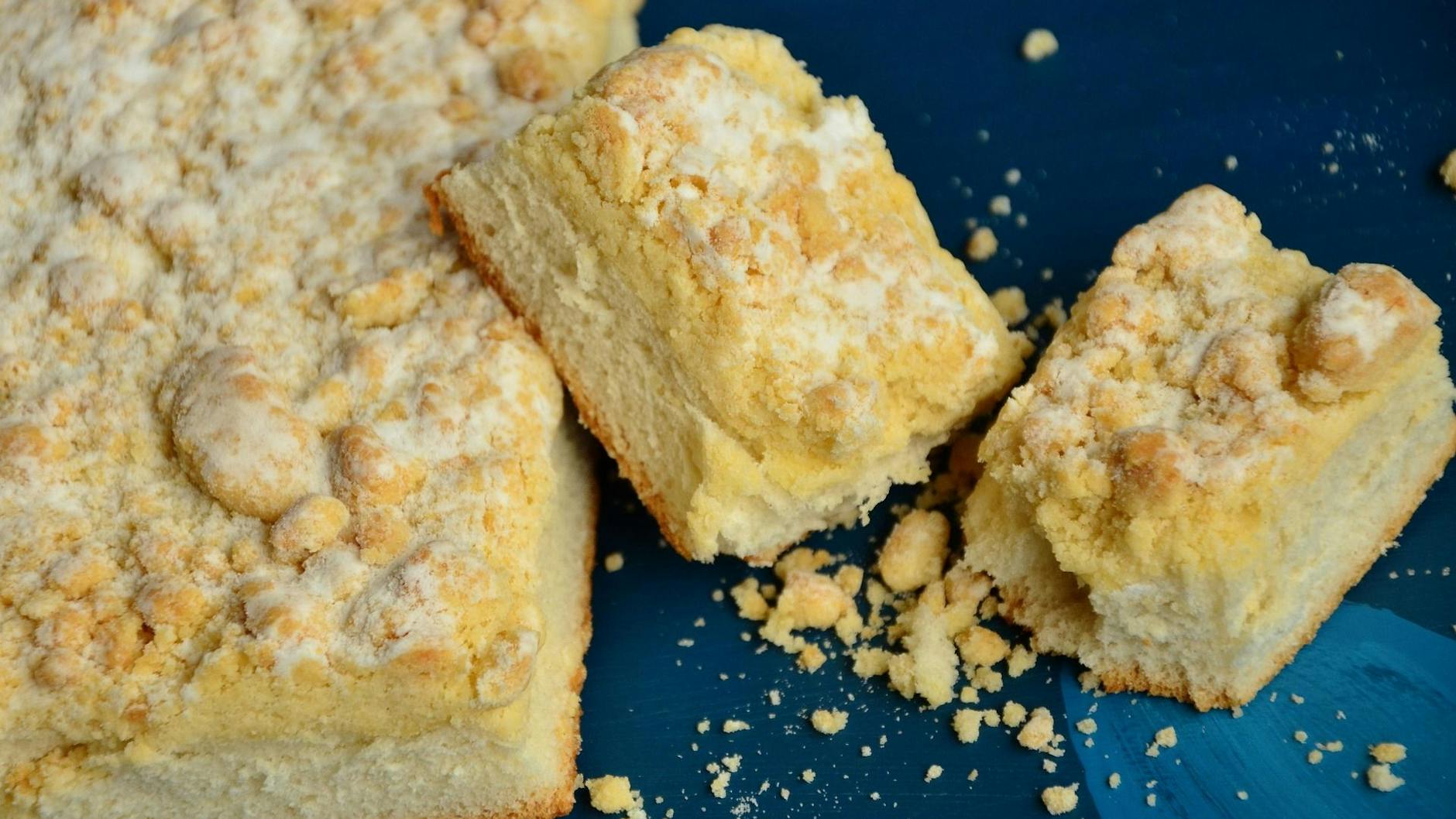 Streuselkuchen geht einfach immer! Eine leckere Variante für den Klassiker ist der 250er-Kuchen aus Thüringen. Wie Sie ihn backen, lesen Sie im Rezept.