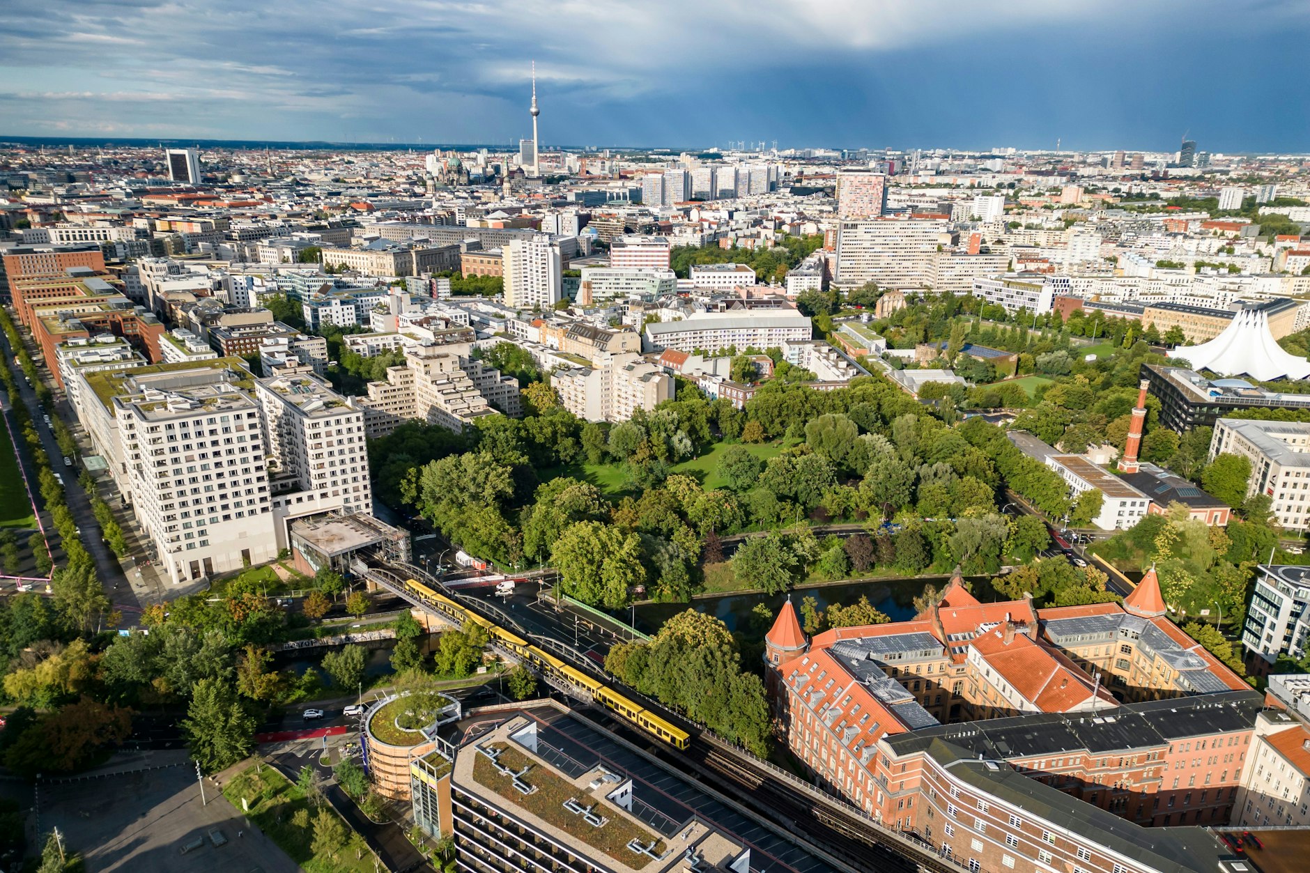 Der Park am Gleisdreieck in Berlin-Kreuzberg