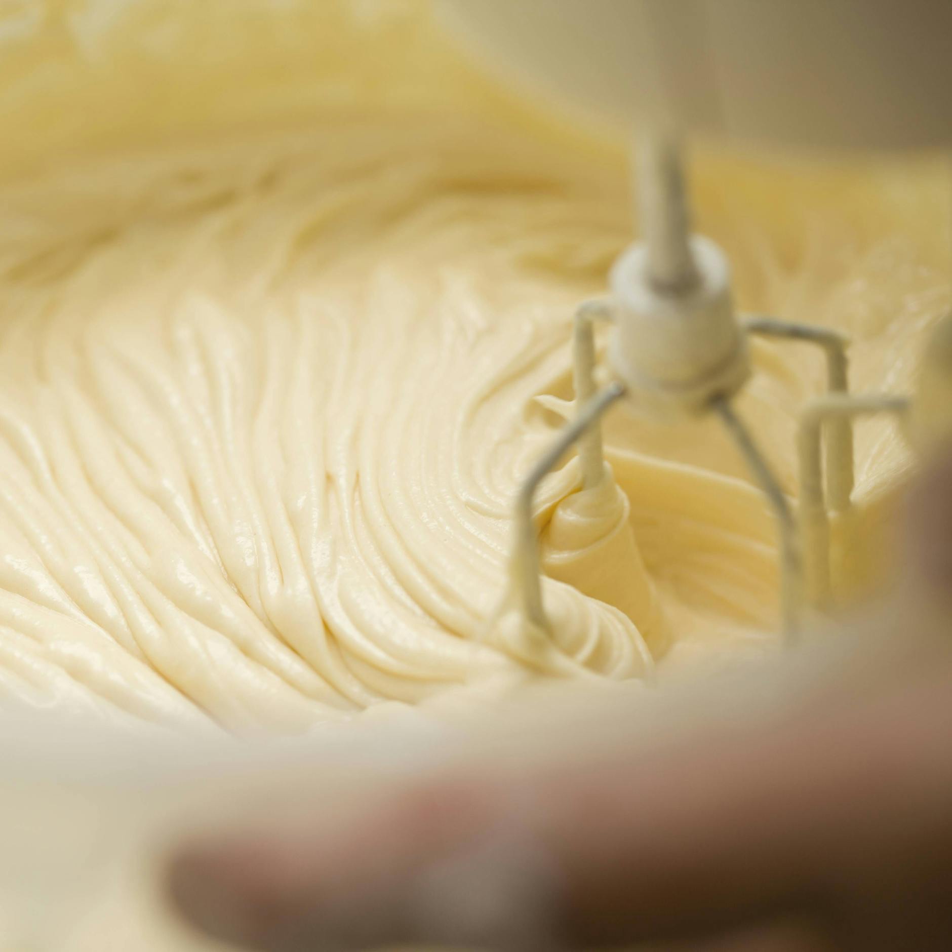 Rezept für frische Schaumtorte: Der BESTE Kuchen ohne Backen!