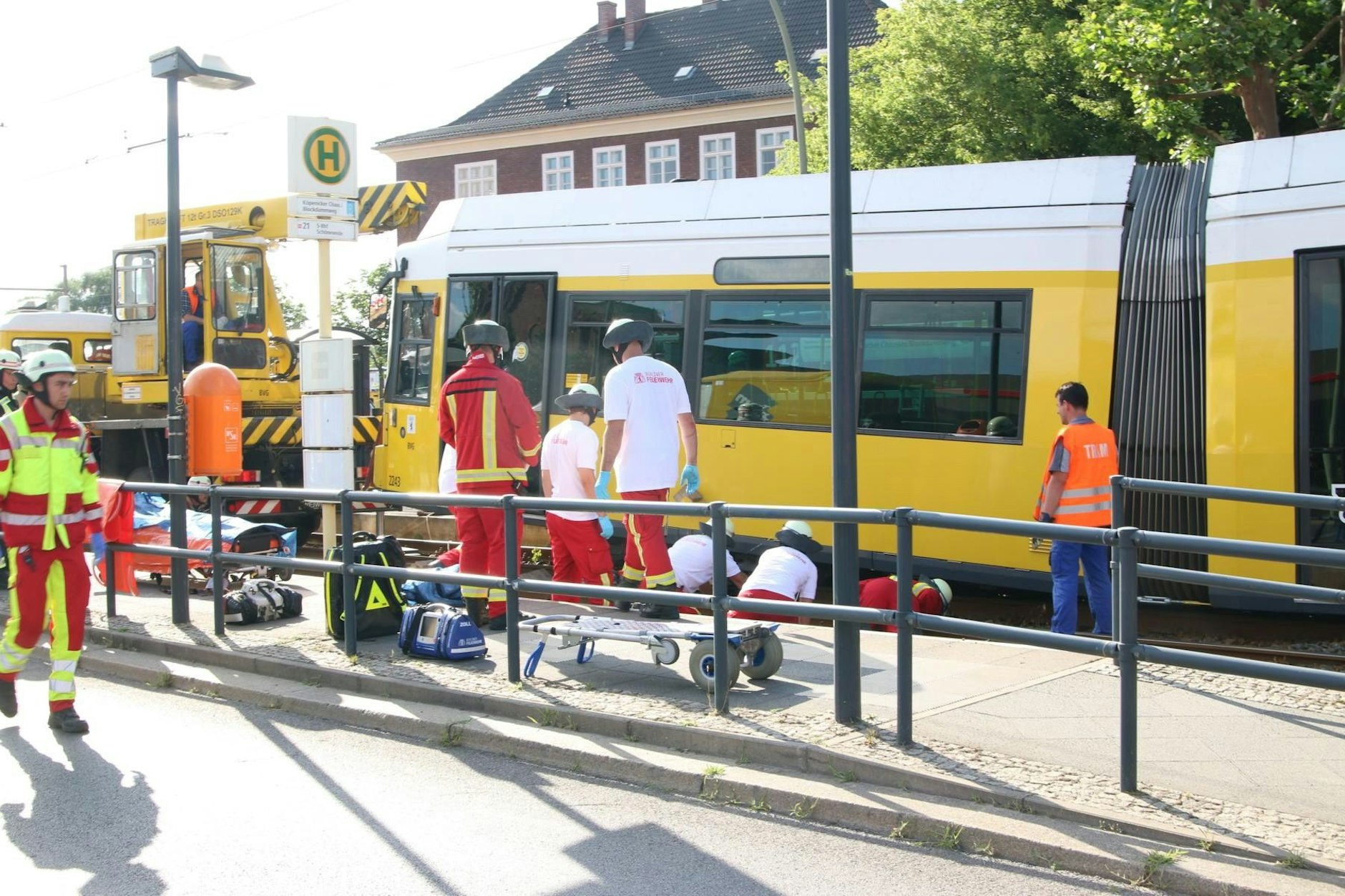 Am 12. Juni 2018 wurde die 13-jährige Ronja am Blockdammweg in Rummelsburg von einer Straßenbahn erfasst. Bei der Bergung wurde sie tödlich verletzt.