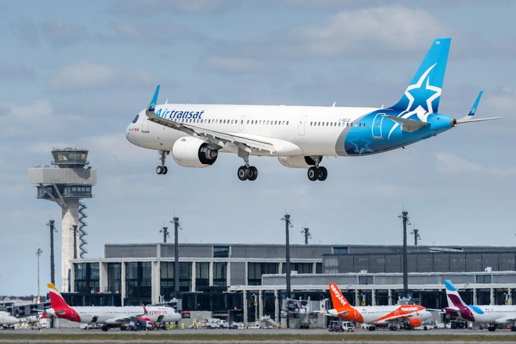 Käsekuchen und feuchte Tücher: So war der erste Flug vom BER nach Kanada