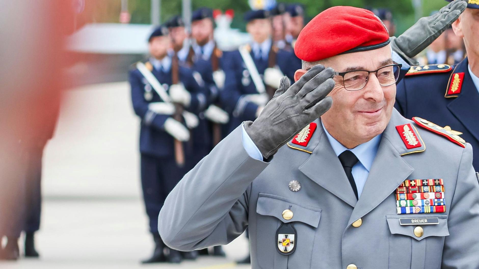 General Carsten Breuer (l.), Generalinspekteur der Bundeswehr. (Archivbild)