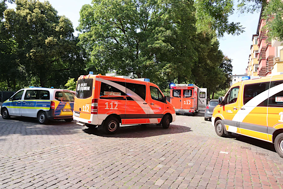 In Neukölln wurde ein 28-Jähriger in einem Park erstochen.
