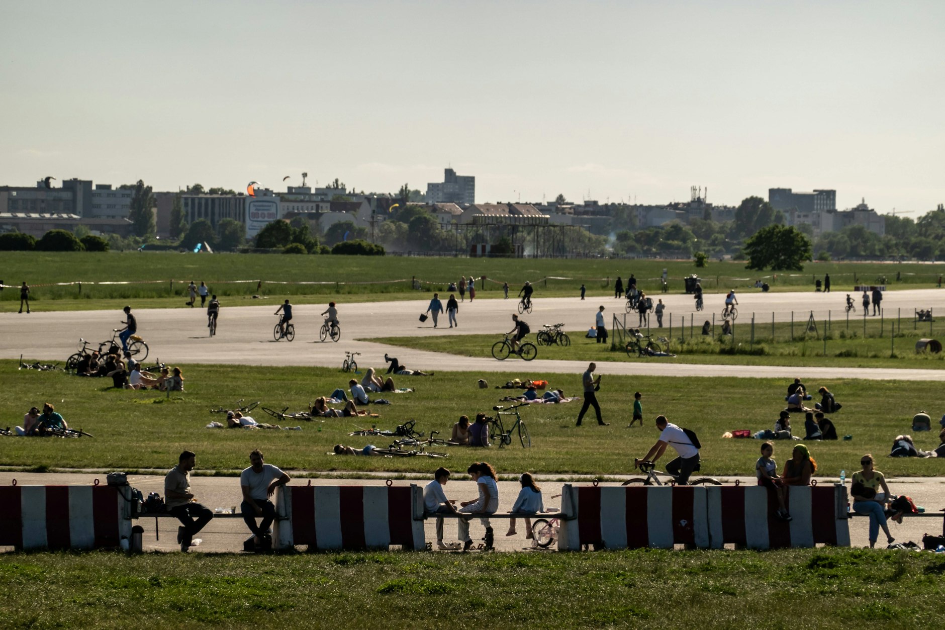 Über die Gestaltung des Tempelhofer Feldes wird in Berlin seit langem gestritten.