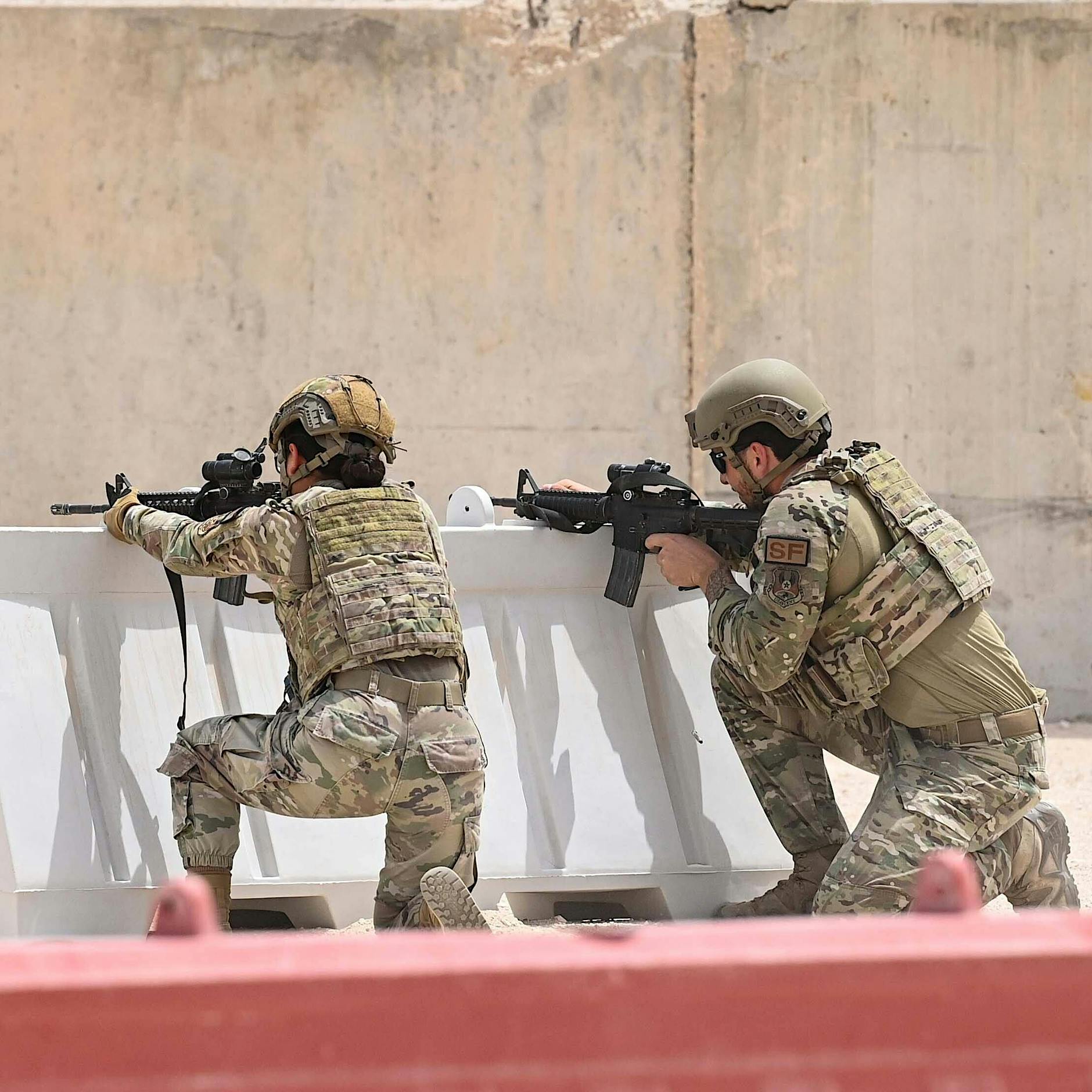 Iran greift US-Militärbasen an: Explosionen in Katar und im Irak