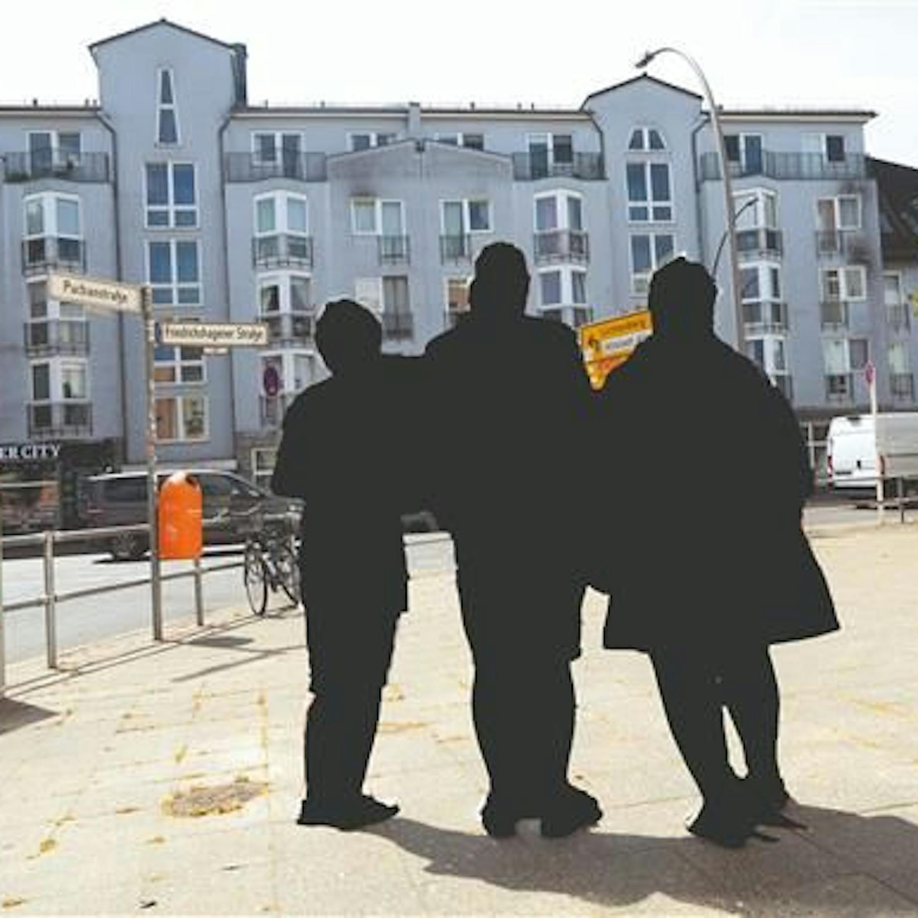 Tote Schafe, Feuer, Drohungen: Zu Besuch im Horror-Haus von Köpenick!
