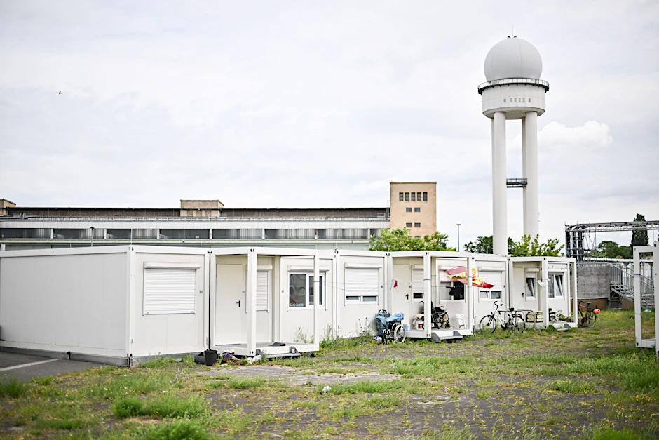 Tempelhof-Schöneberg: Der Berliner Senat hat beschlossen, dass neue Kapazitäten für die Unterbringung von Geflüchteten geschaffen werden sollen.