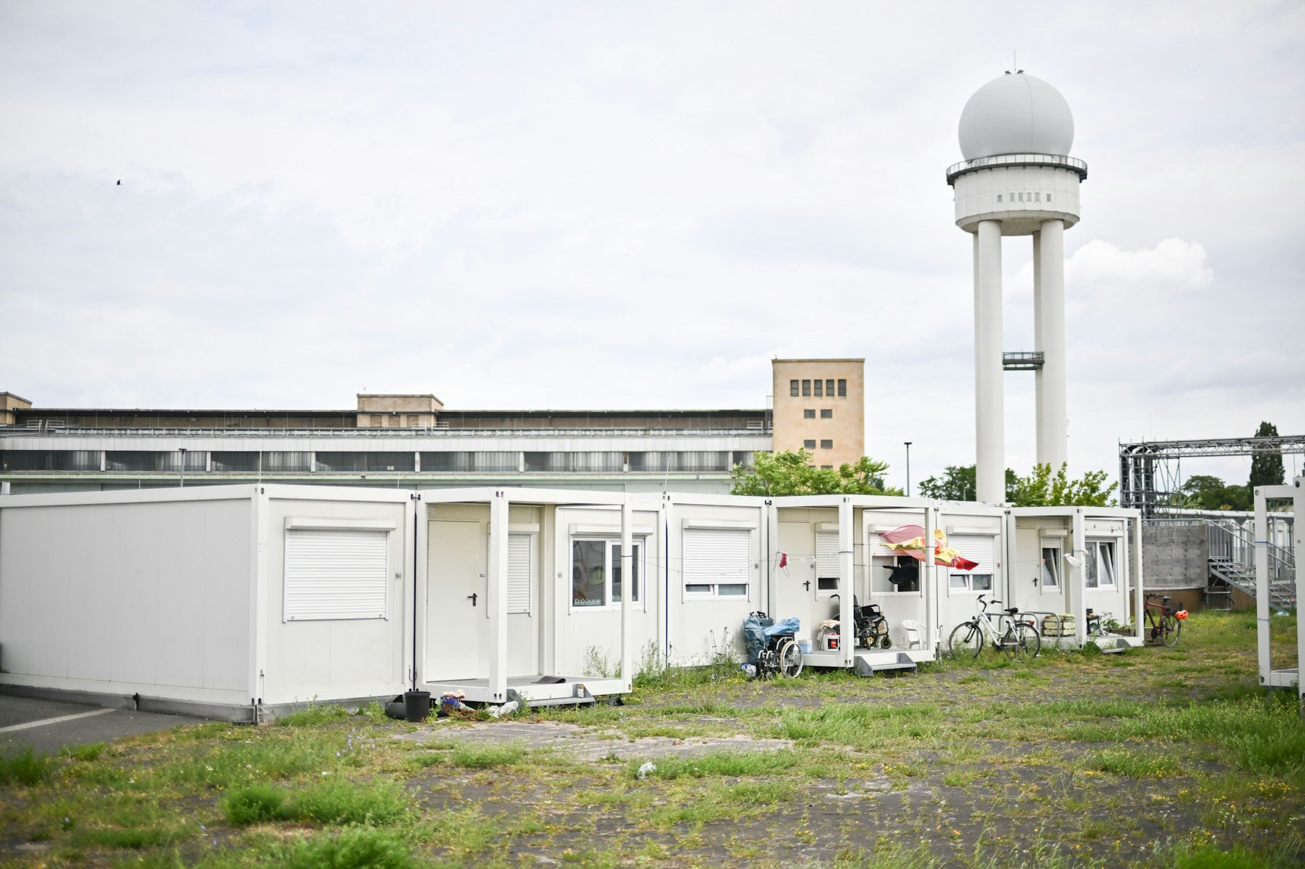 Tempelhof-Schöneberg: Der Berliner Senat hat beschlossen, dass neue Kapazitäten für die Unterbringung von Geflüchteten geschaffen werden sollen.