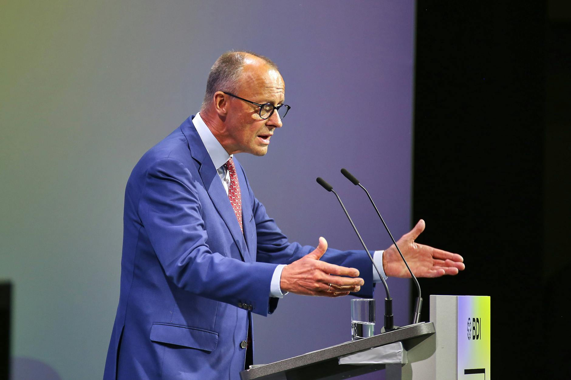 Friedrich Merz (CDU) war am Montag beim Tag der Deutschen Industrie zu Gast.
