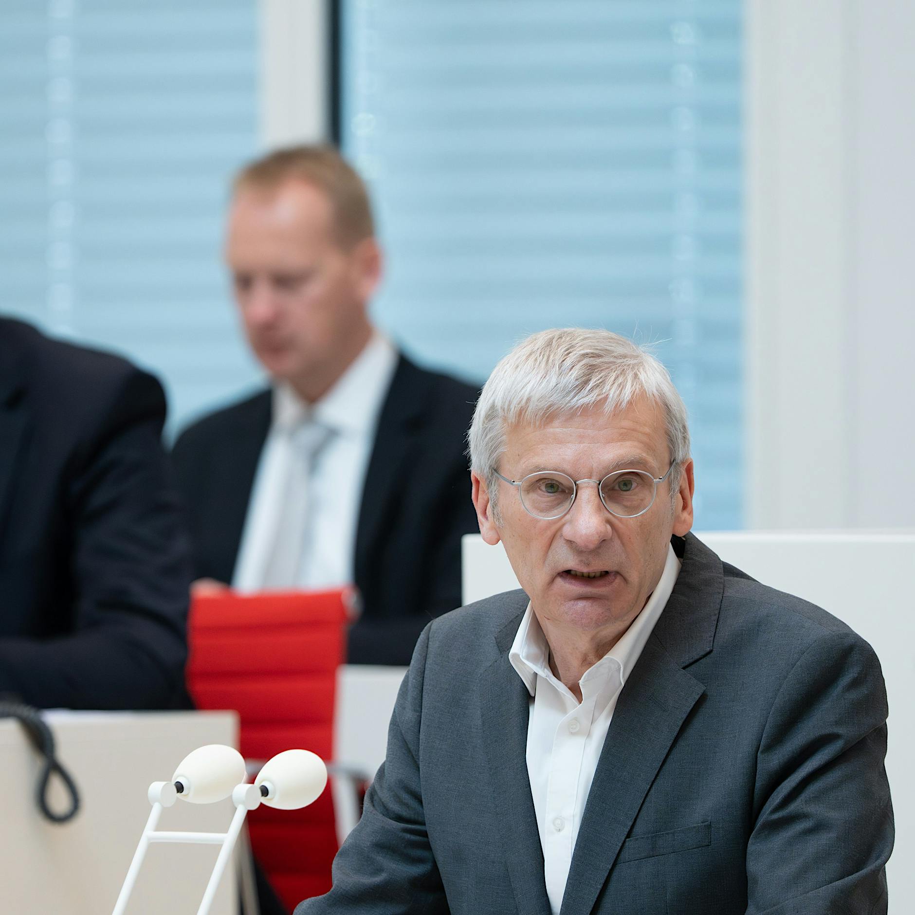 Aktuelle Umfrage: AfD in Brandenburg so stark wie noch nie-Kein Dreierbündnis mehr möglich