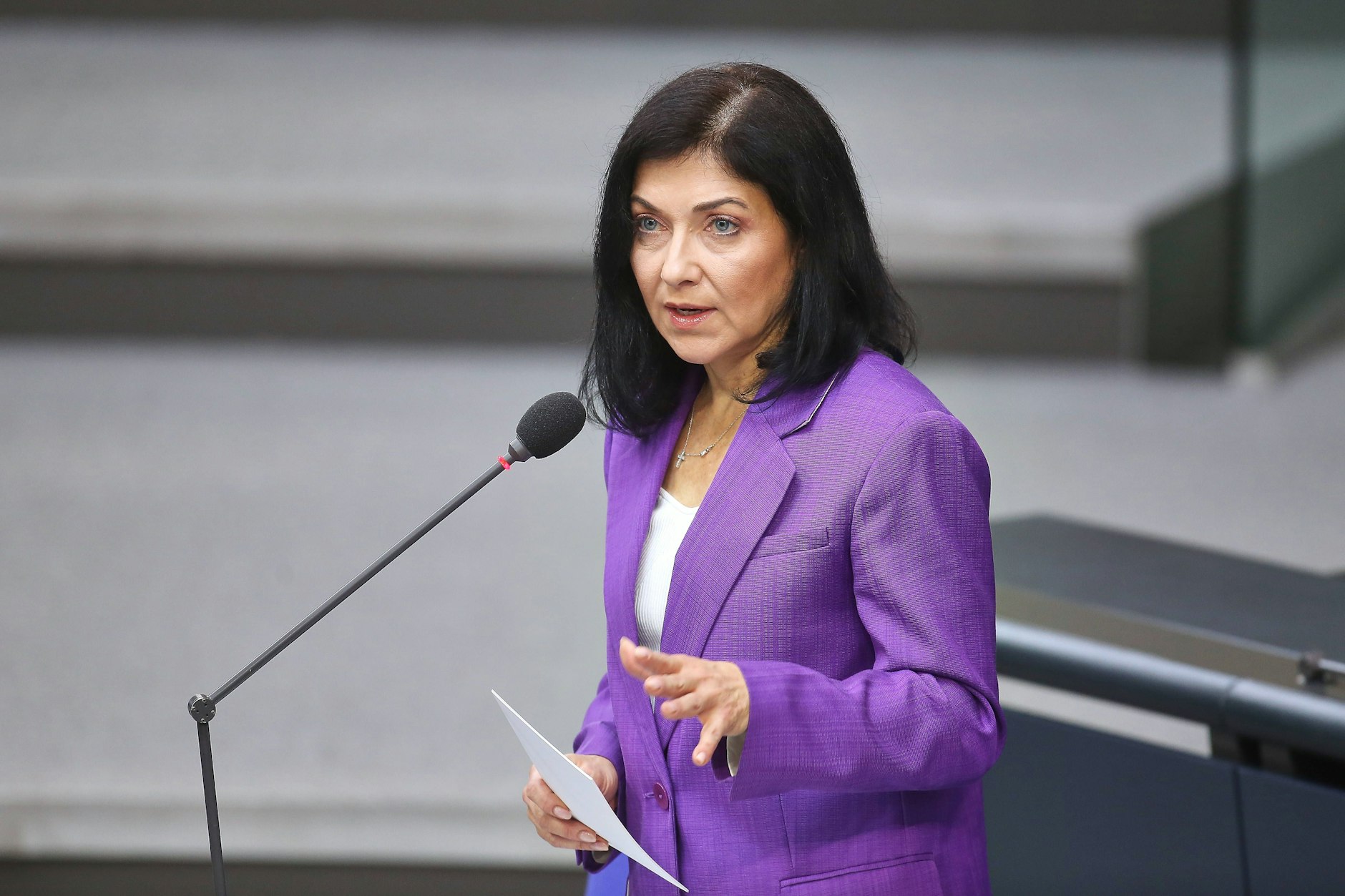 Katherina Reiche (CDU), Ministerin für Wirtschaft und Energie, verteidigt die Entscheidung.