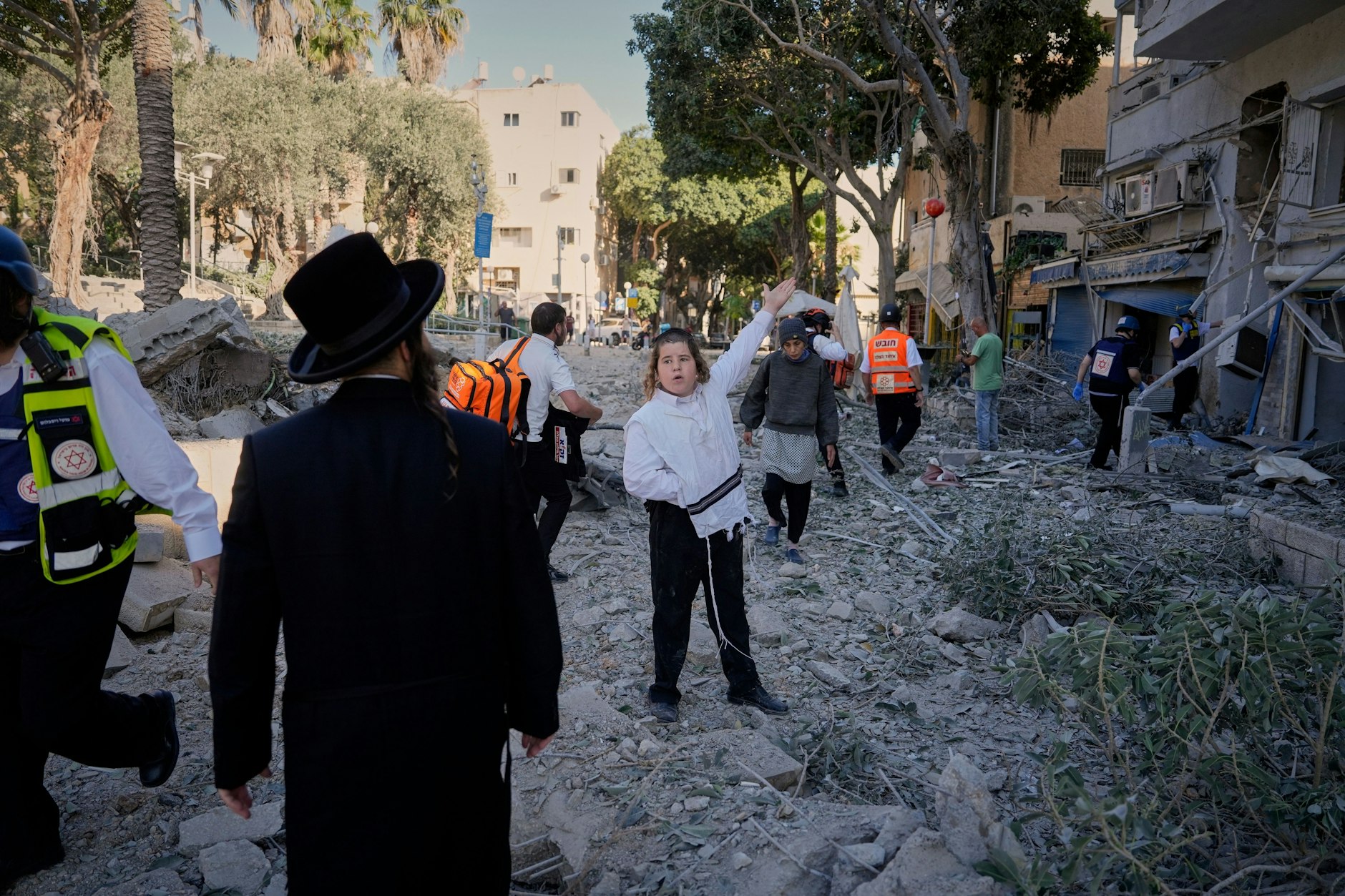 Krieg als Preis für das hegemoniale Projekt: Zerstörungen durch eine iranische Rakete in Haifa, Israel.