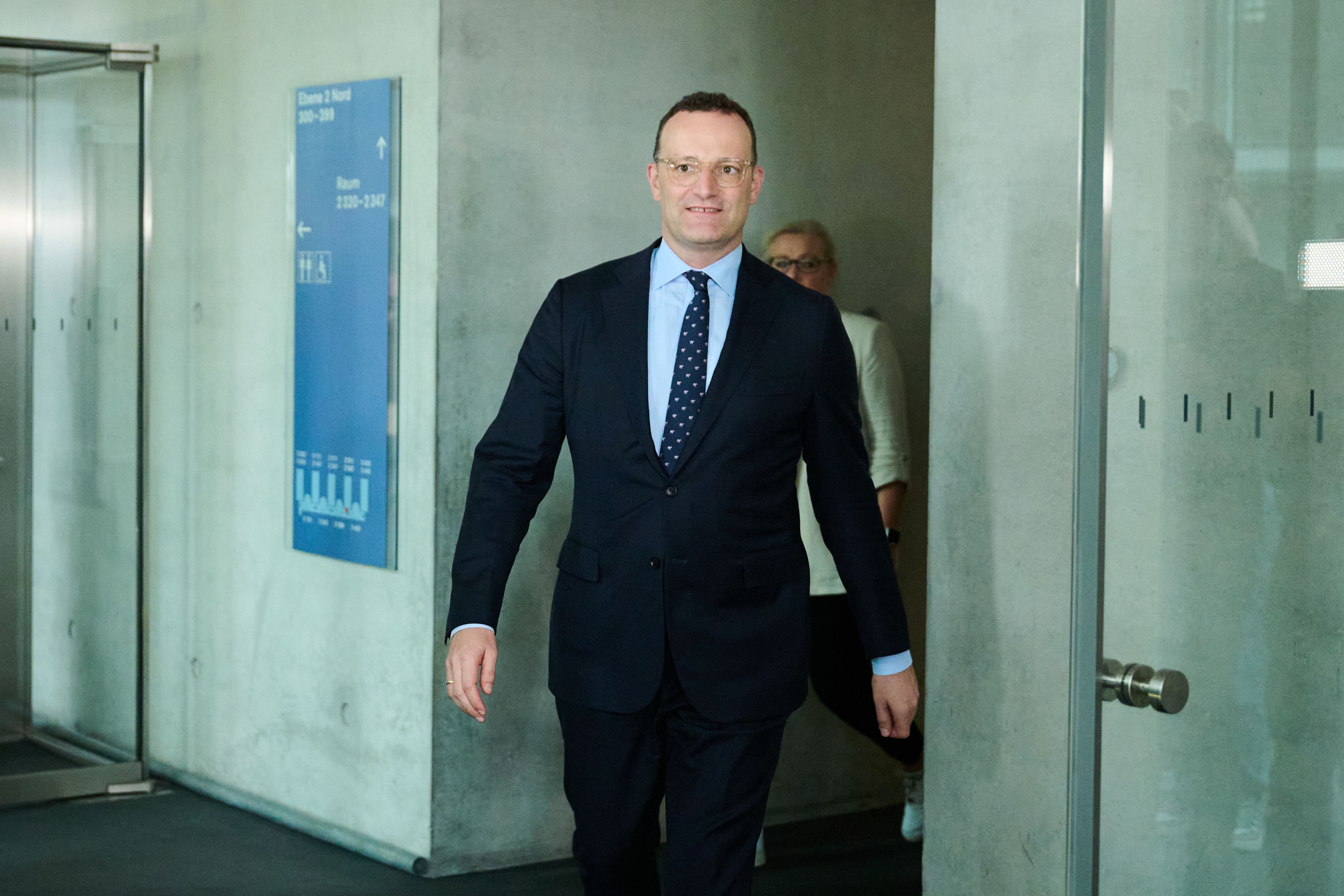 Befragung im Ausschuss: Jens Spahn hält Vorwürfe zu Masken-Deals für entkräftet