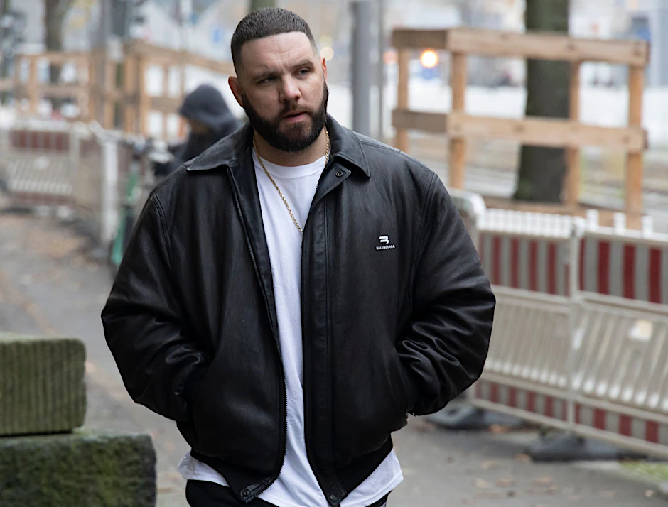 „Politik ist ein Witz geworden“: Berliner Rapper Fler wandert aus