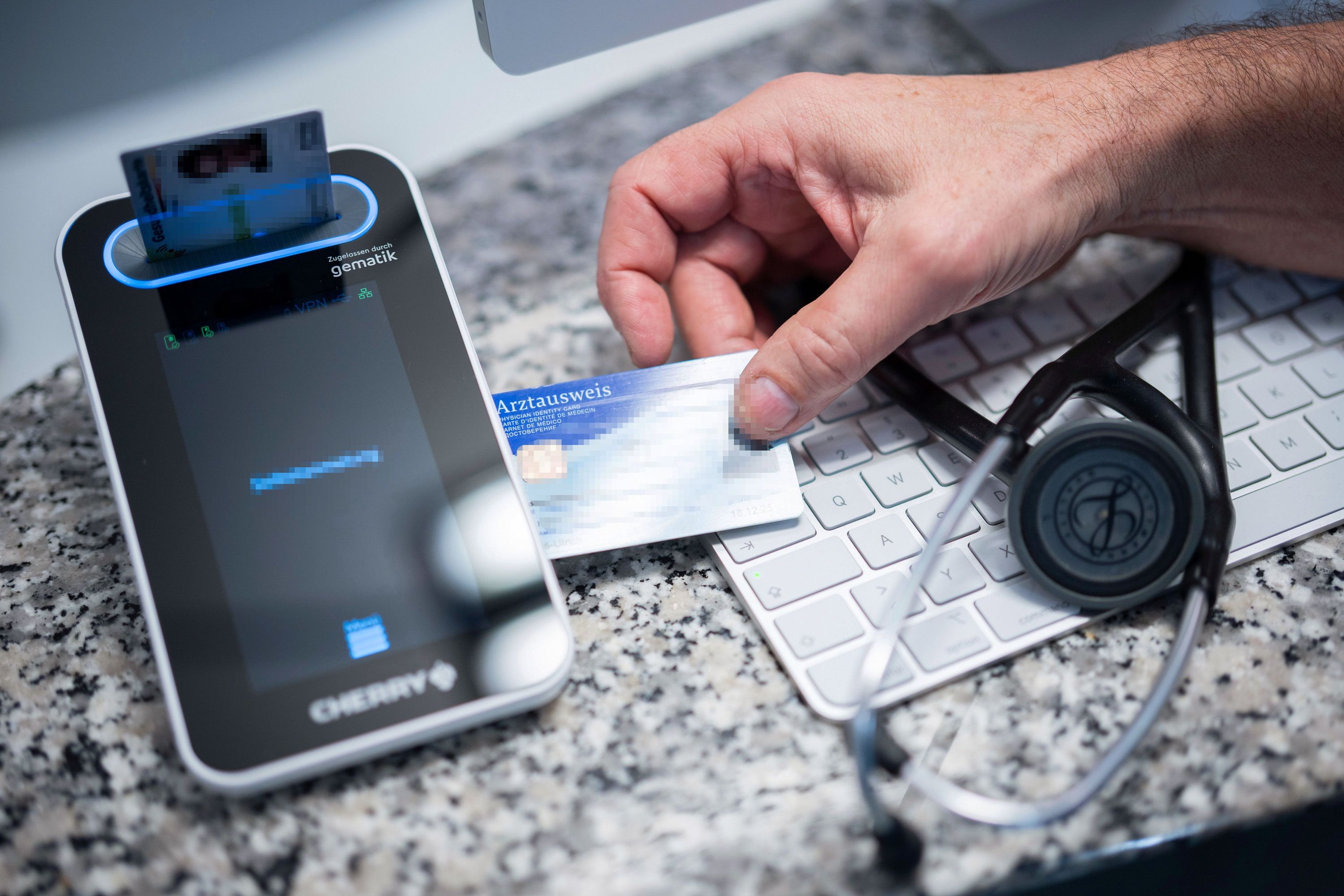 Image - Medizinprofessor warnt: Elektronische Patientenakte gefährdet Schweigepflicht und Datenschutz