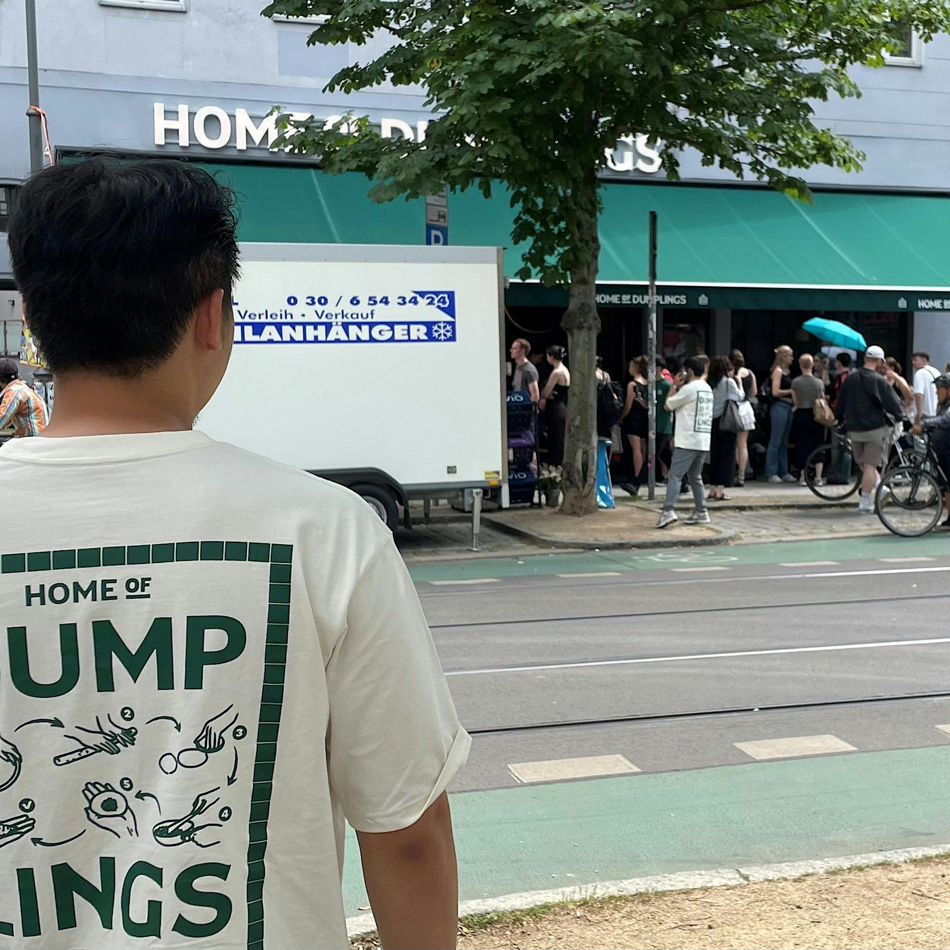 Stundenlang auf ein paar Dumplings warten: Warum hat in Berlin jeder so viel Zeit?