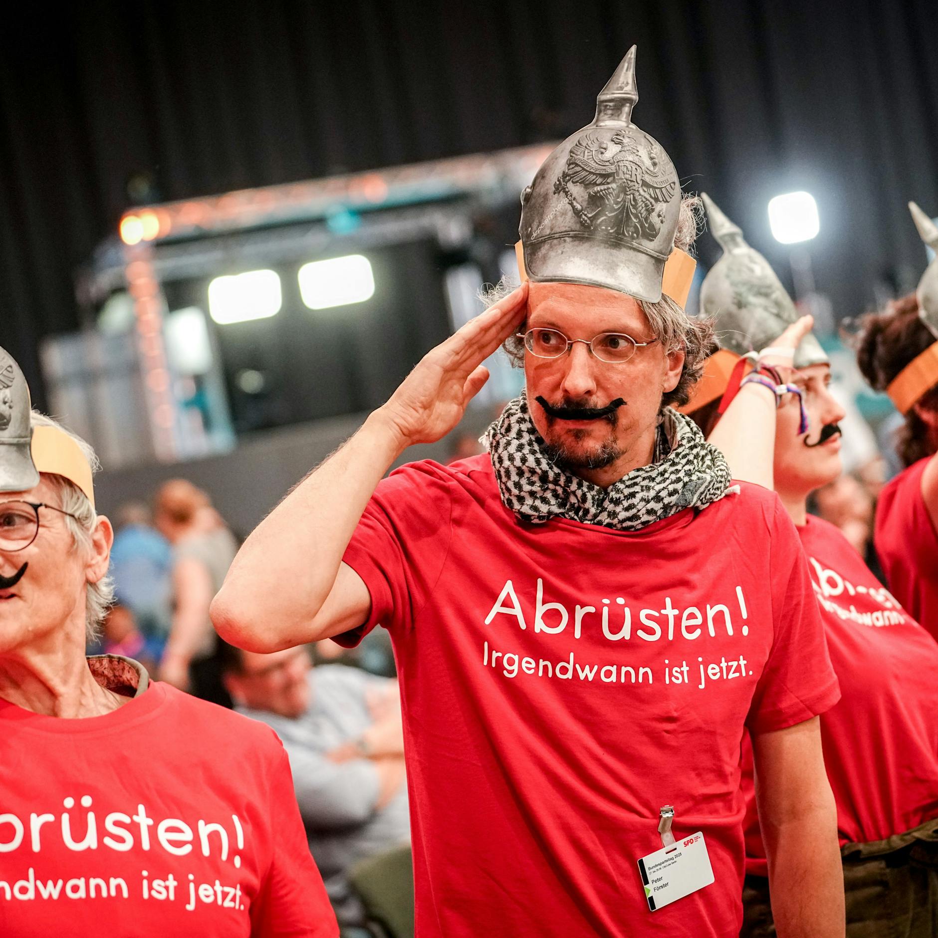 Image - „Mit mir wird es keinen anderen Weg in der Ukraine-Politik geben“: Die SPD watscht Lars Klingbeil ab