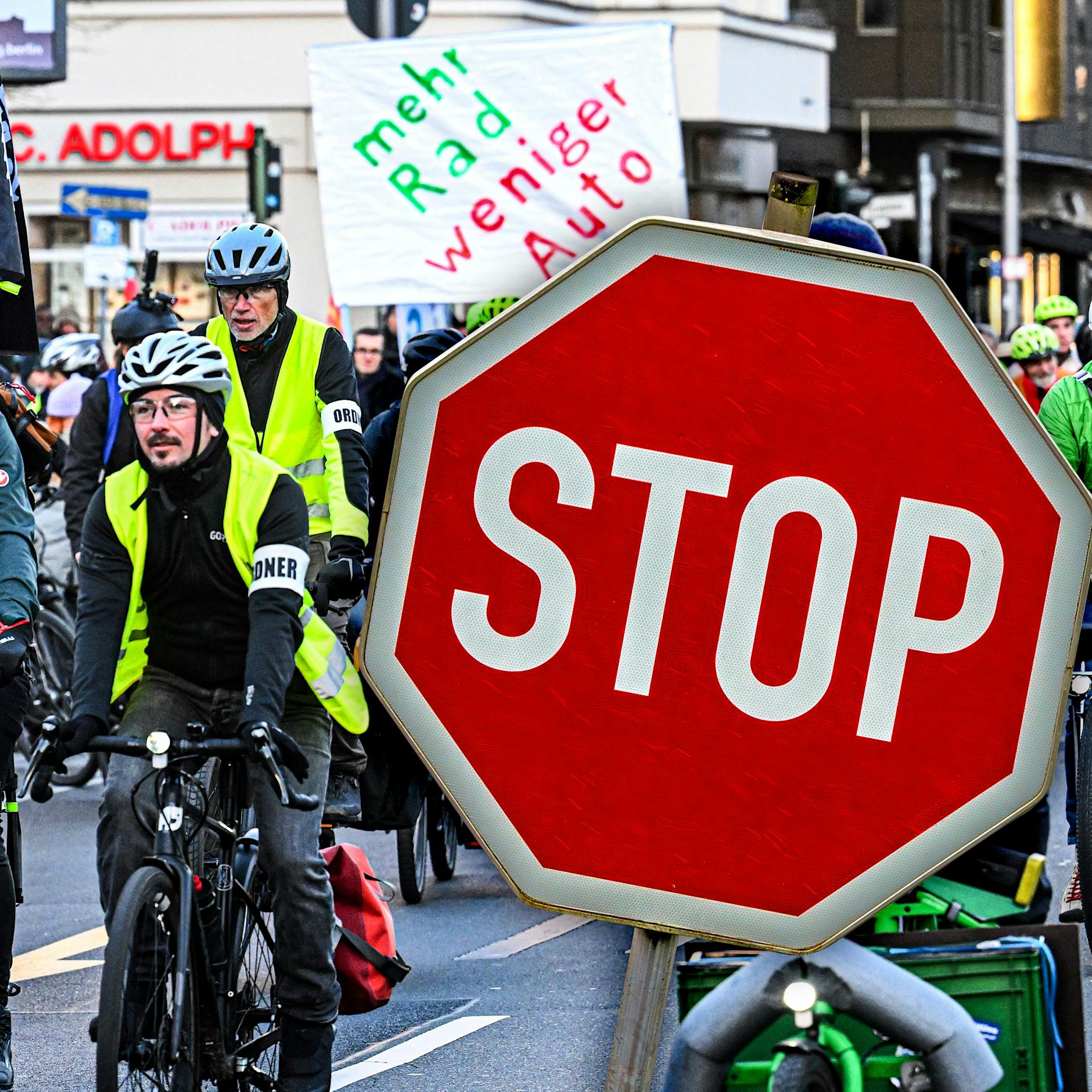Demo-Chaos am Samstag: Vorsicht, hier ist JETZT alles dicht!