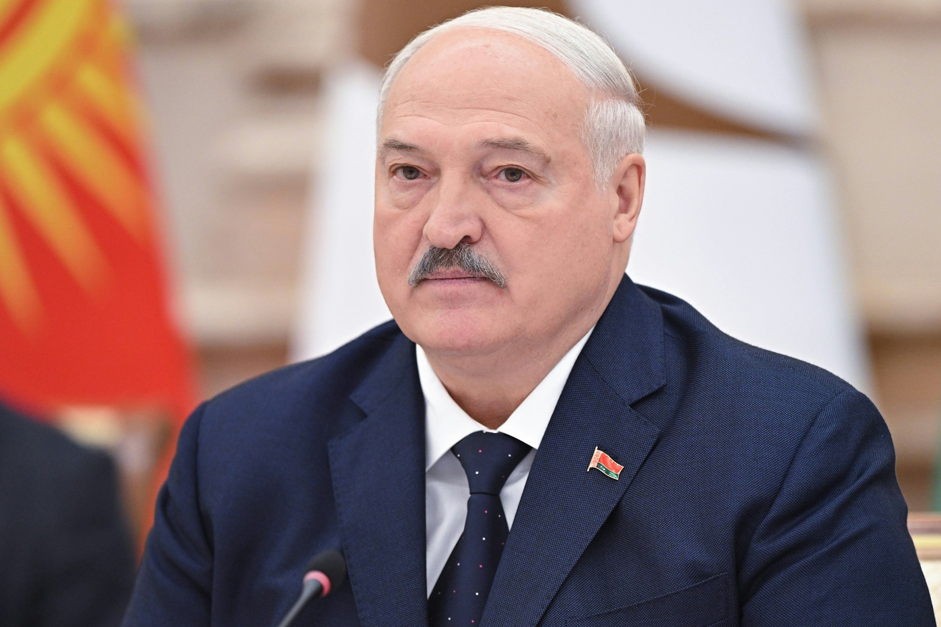 Alexander Lukashenko nähert sich den USA an.