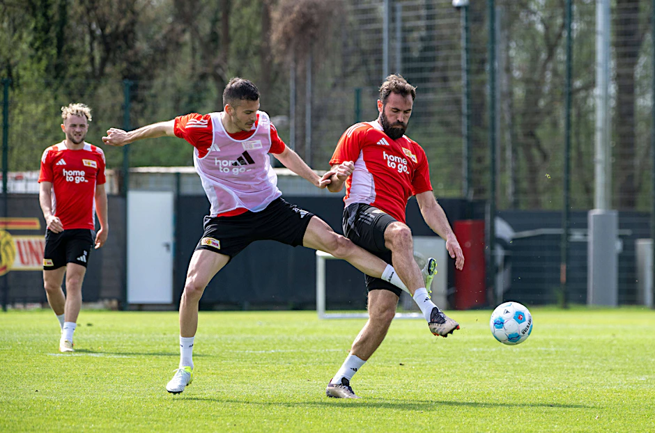 Laszlo Benes (l.) und Lucas Tousart verdienen beim 1. FC Union Millionen-Gehälter, bringen dafür aber zu wenig Leistung.  