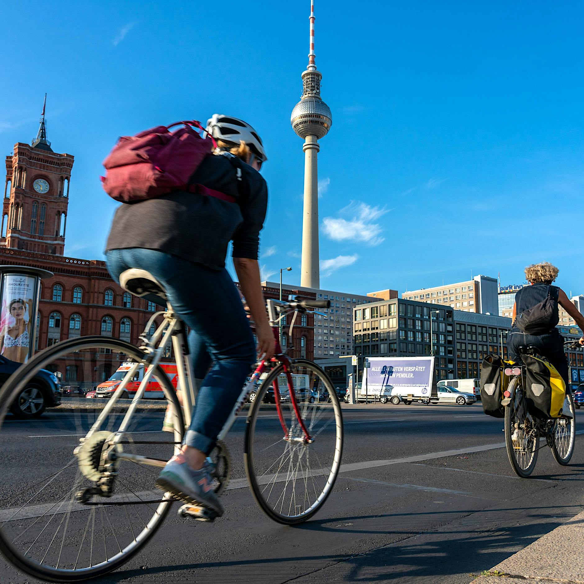 Von Neukölln zum Alex: 37 Grad am Mittwoch und die Berliner drehen heute schon durch