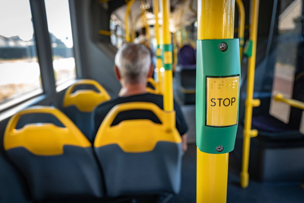 Hitzewelle bei der BVG: Bitte an Fahrgäste sorgt für Kritik im Netz!