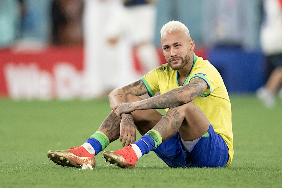 Neymar spricht offen über den Druck und den Hass im Fußball. Der Brasilianer, der von einer Teilnahme an der WM 2026 träumt, klingt dabei wie ein gekränkter Sportler.