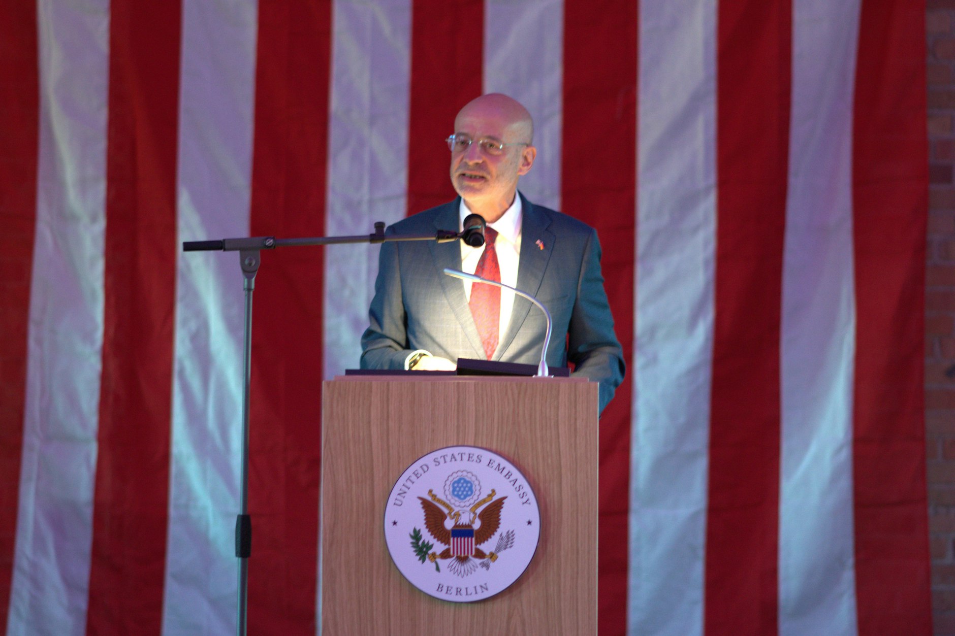 Alan Meltzer, Chargé d'Affaires der US Botschaft in Berlin