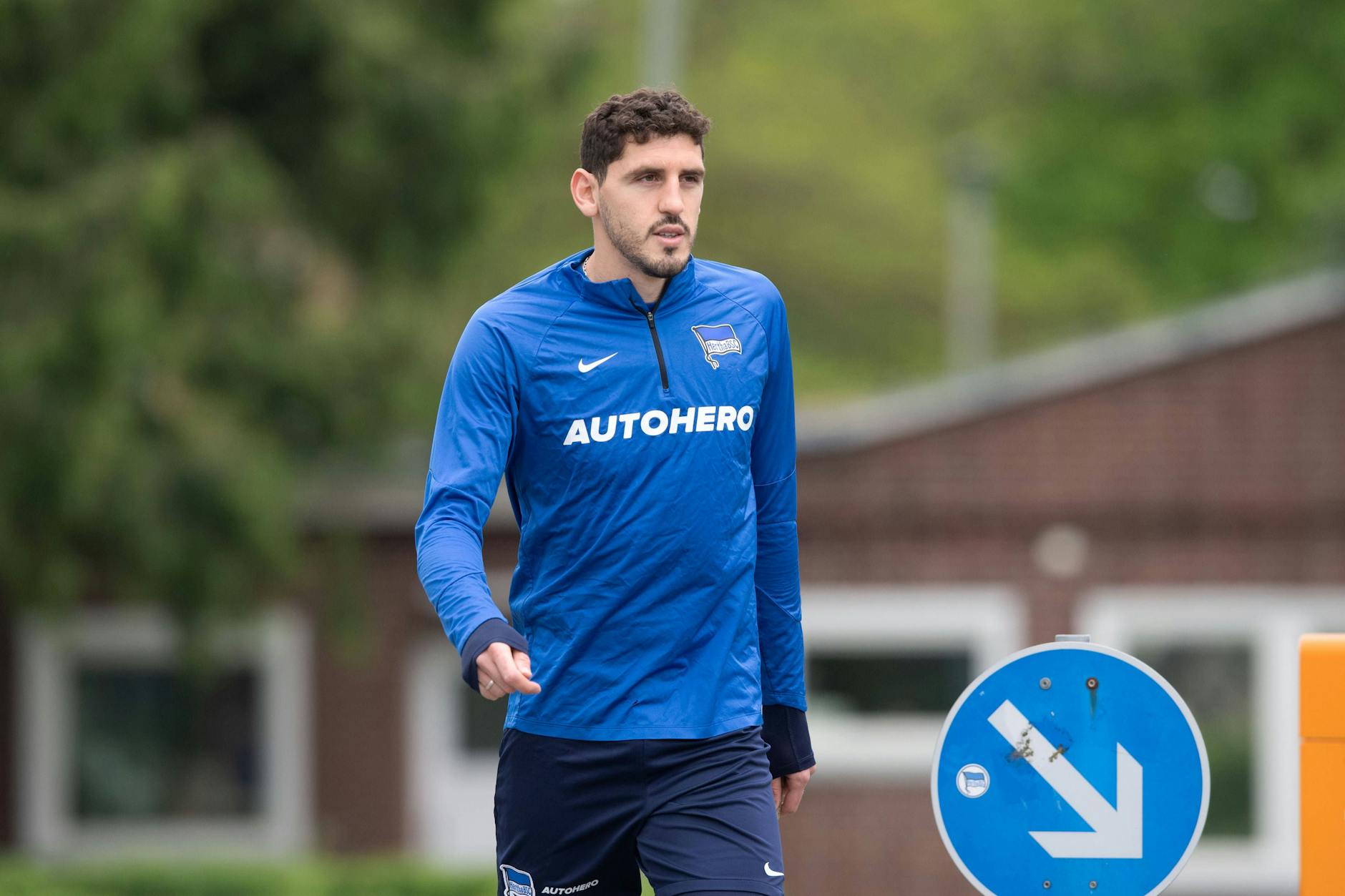 Hertha BSC lieh Agustin Rogel nach Brasilien aus, jetzt winkt dem Verteidiger mit Boca Juniors ein Traumklub in Argentinien.