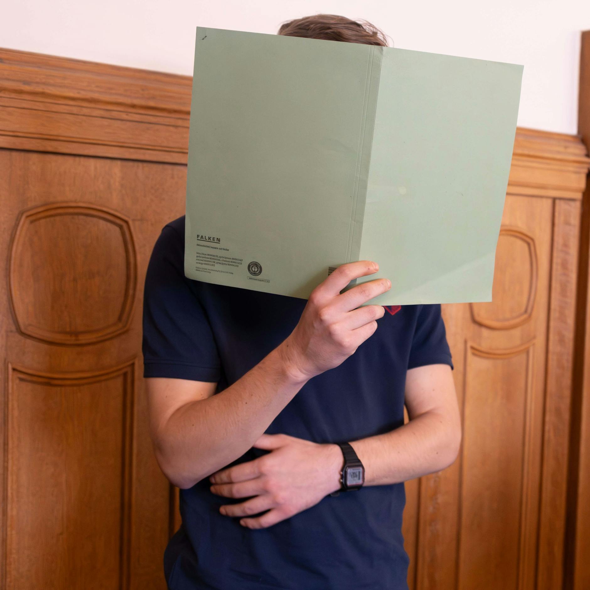 Image - Opa getötet, Oma fast umgebracht: Enkel wollte Großeltern in Marzahn „mit den Händen heilen“