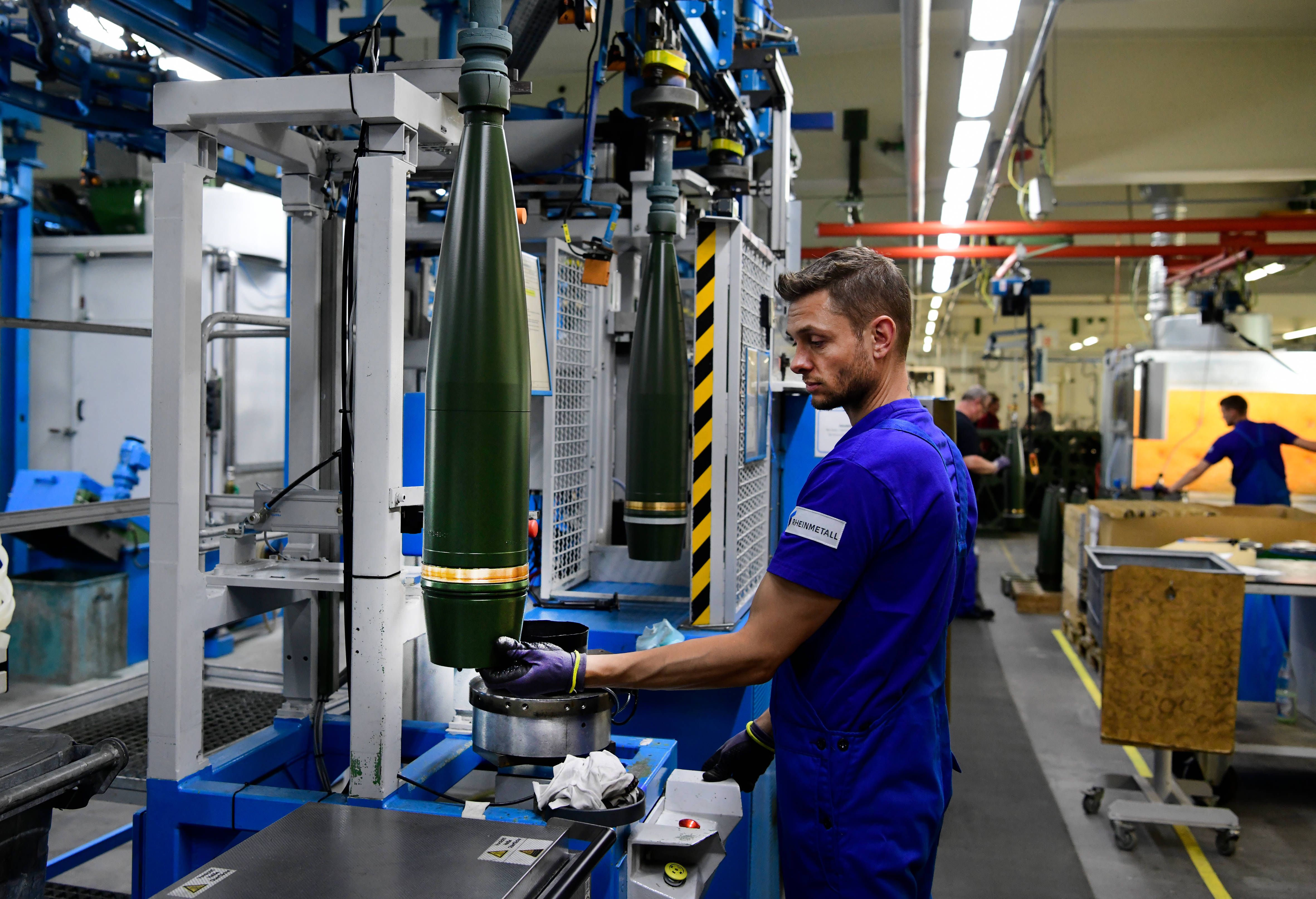 Milliarden für Waffen: Wie Europas Rüstungsboom zum Bumerang wird