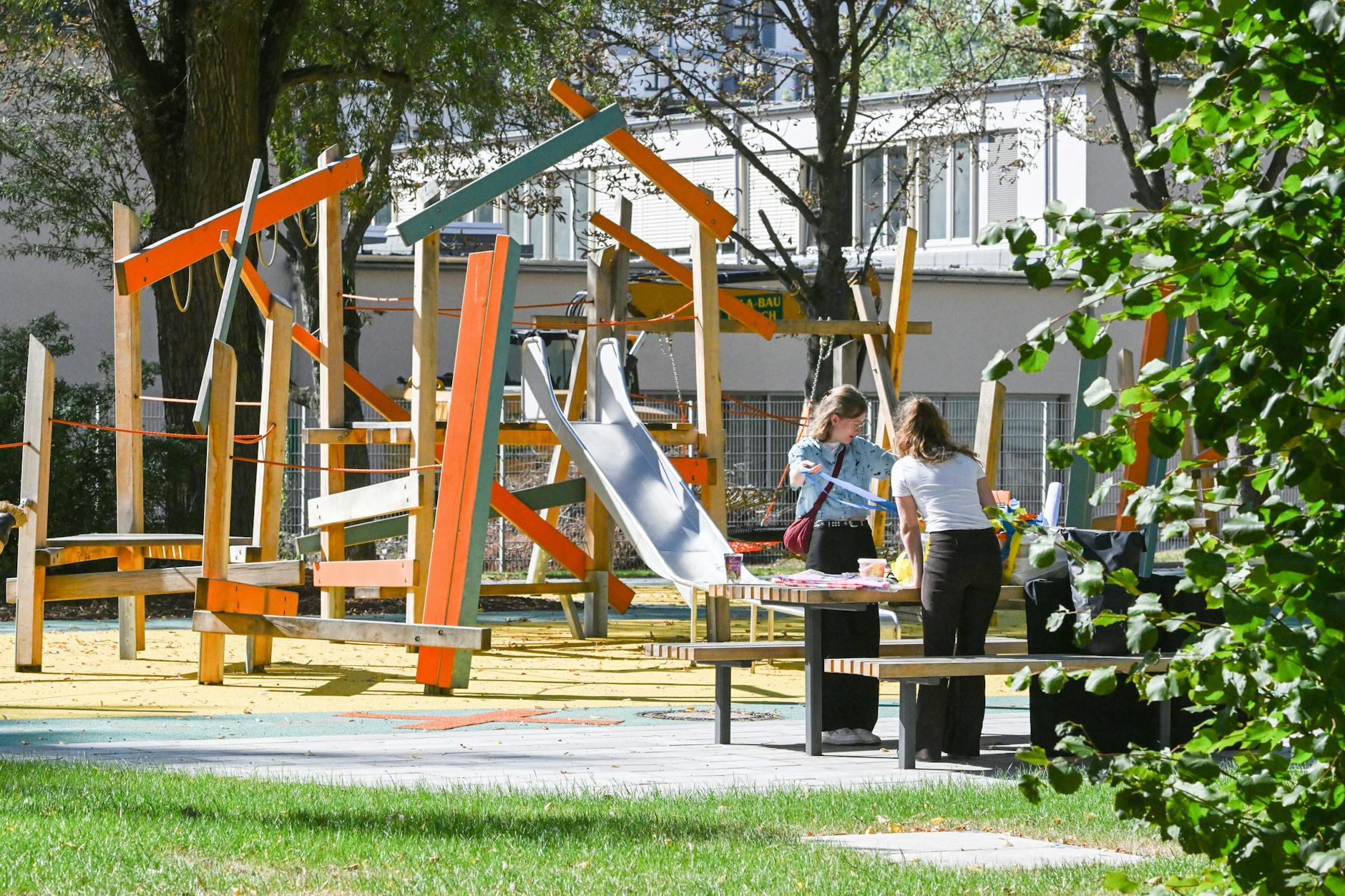 Spielplatz in Berlin. In Köln ist das indes eine „Spiel- und Aktionsfläche“.