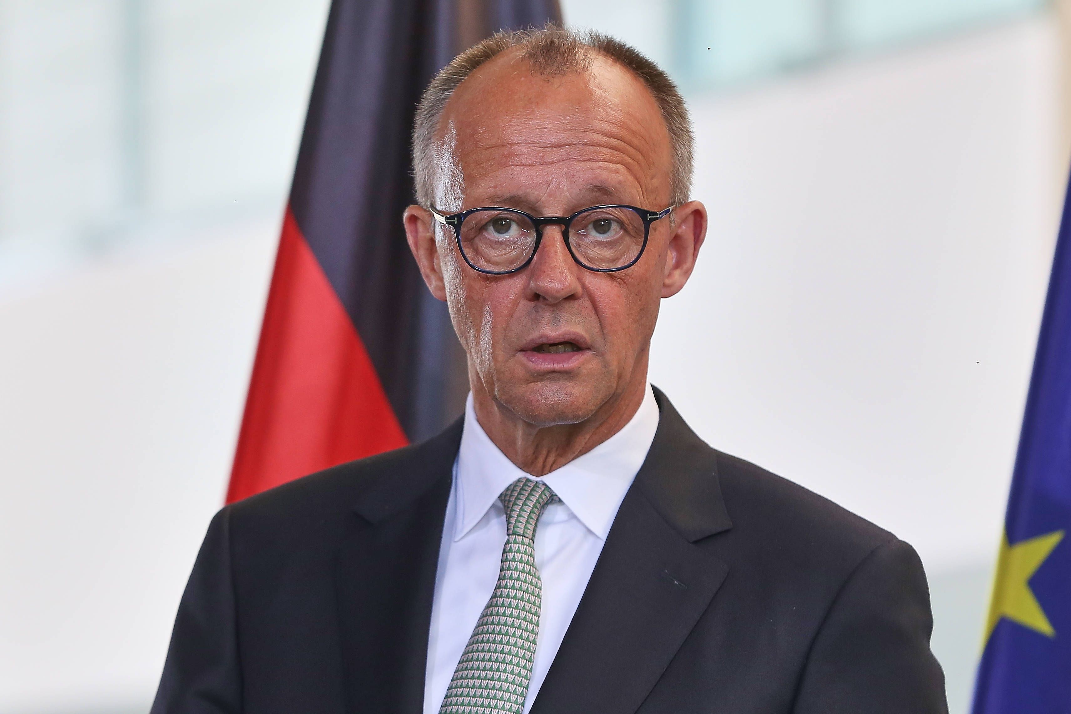 Kritik an Merz: Zirkuszelt-Aussage sorgt für Aufregung in der Politik