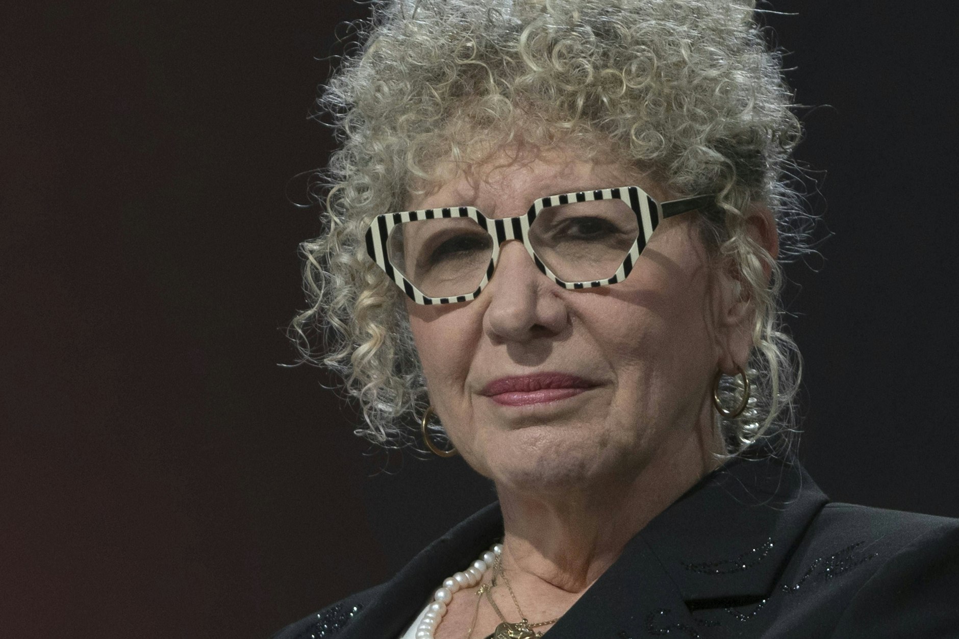 Lizzie Doron, 1953 geboren in Tel Aviv, lebt dort und in Berlin.