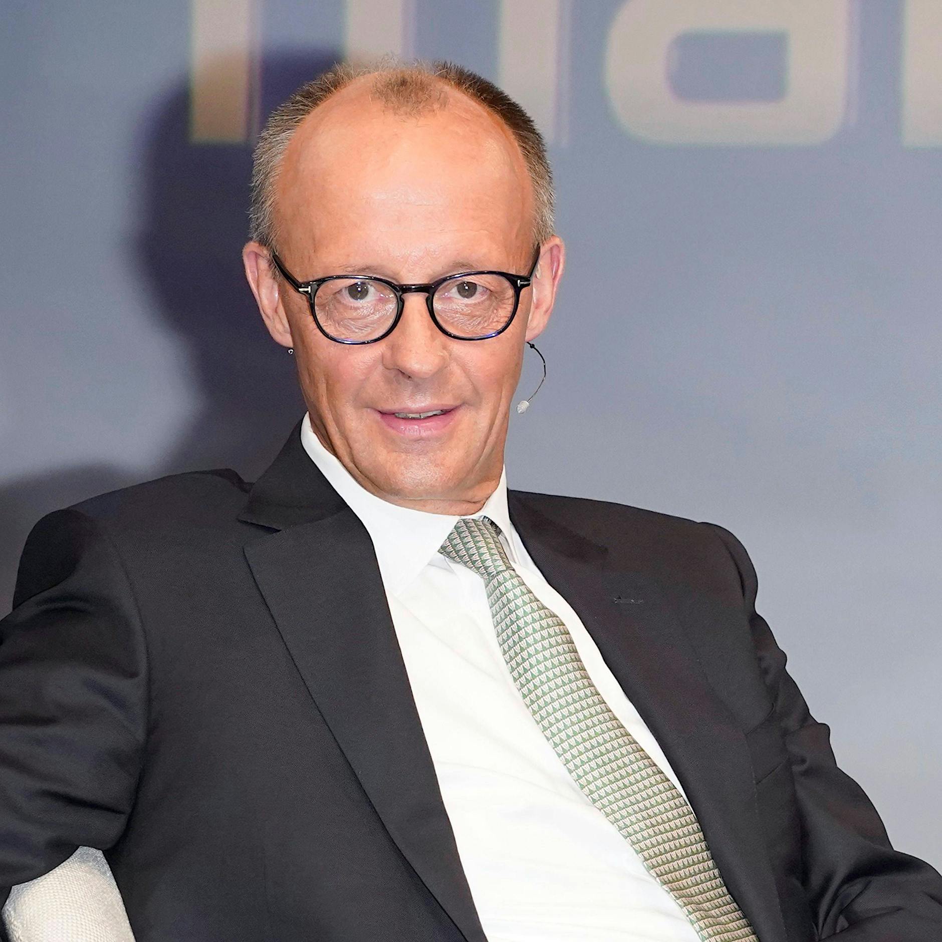 Bundestag ist „kein Zirkuszelt“: Friedrich Merz äußert sich zu Pride-Flagge am CSD