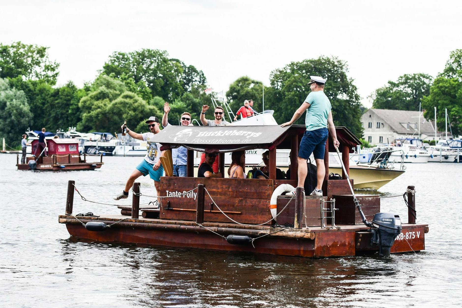 Ein Tag auf dem Wasser ist auch per Floß möglich.
