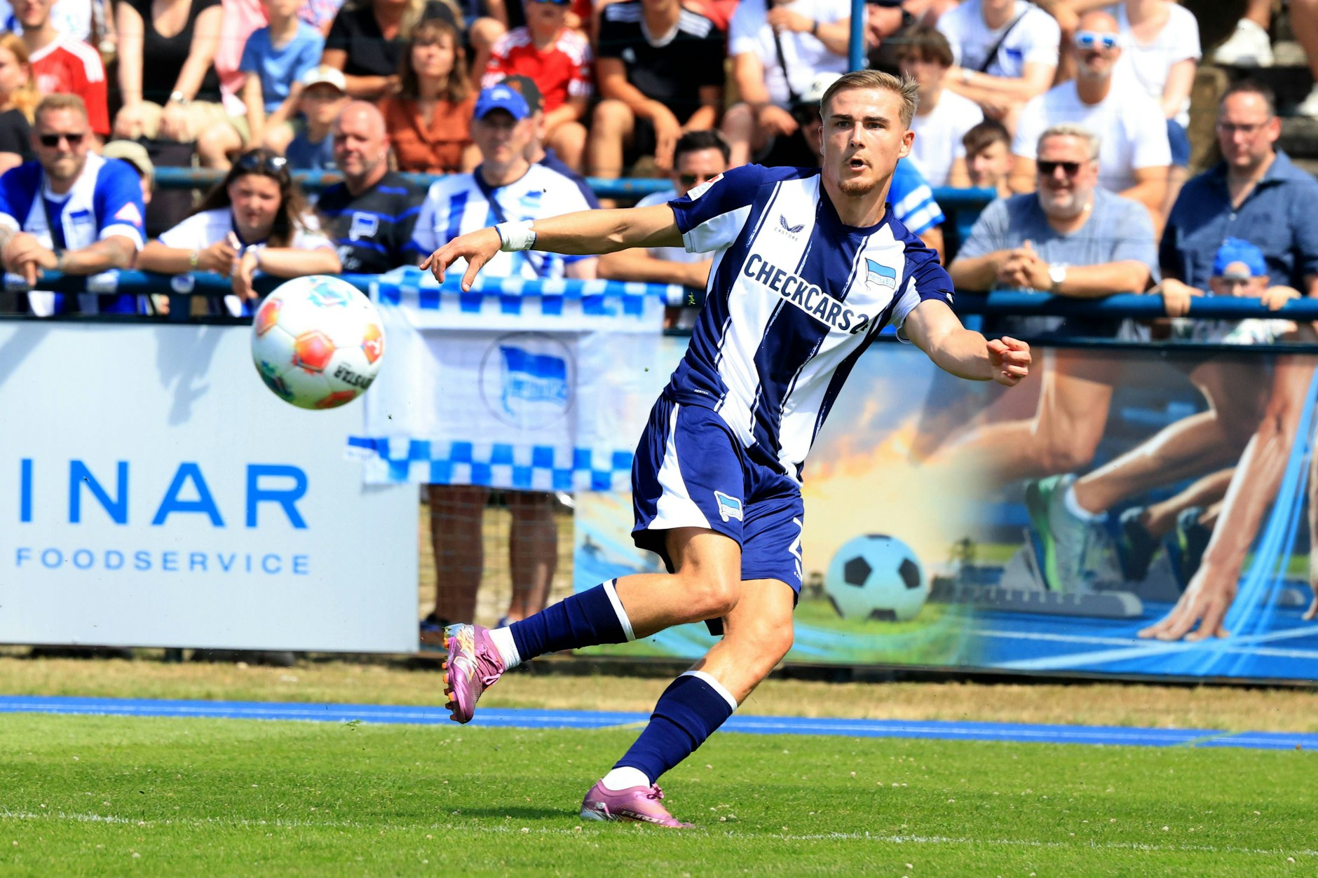 Herthas schnellster Spieler Marten Winkler spielt bei Trainer Stefan Leitl nicht mehr auf der rechten Seite, sondern links.