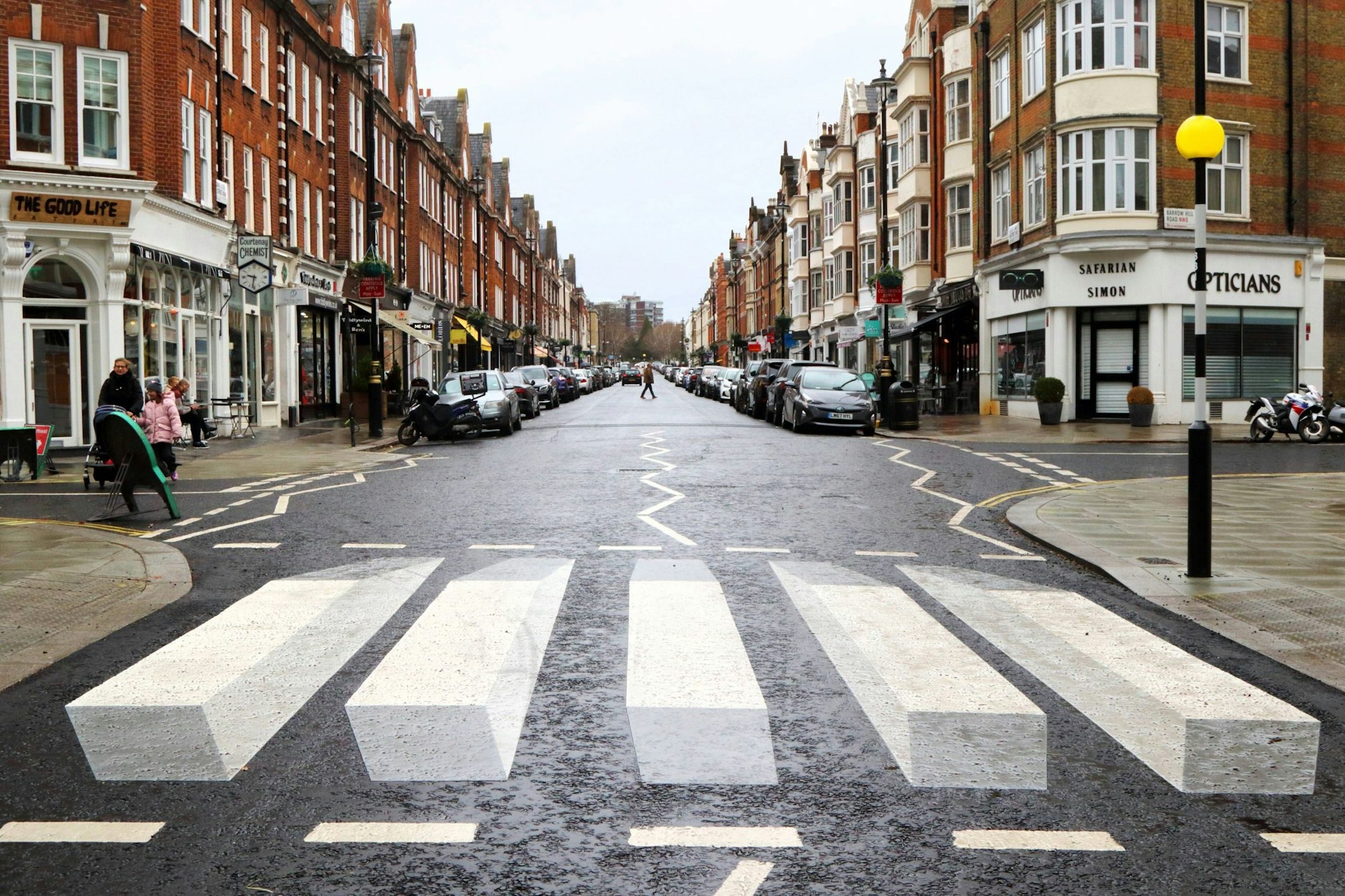 London als Vorbild? Hier gibt es in der St John‘s Wood High Street einen mit 3D-Effekt aufgemalten Zebrastreifen.