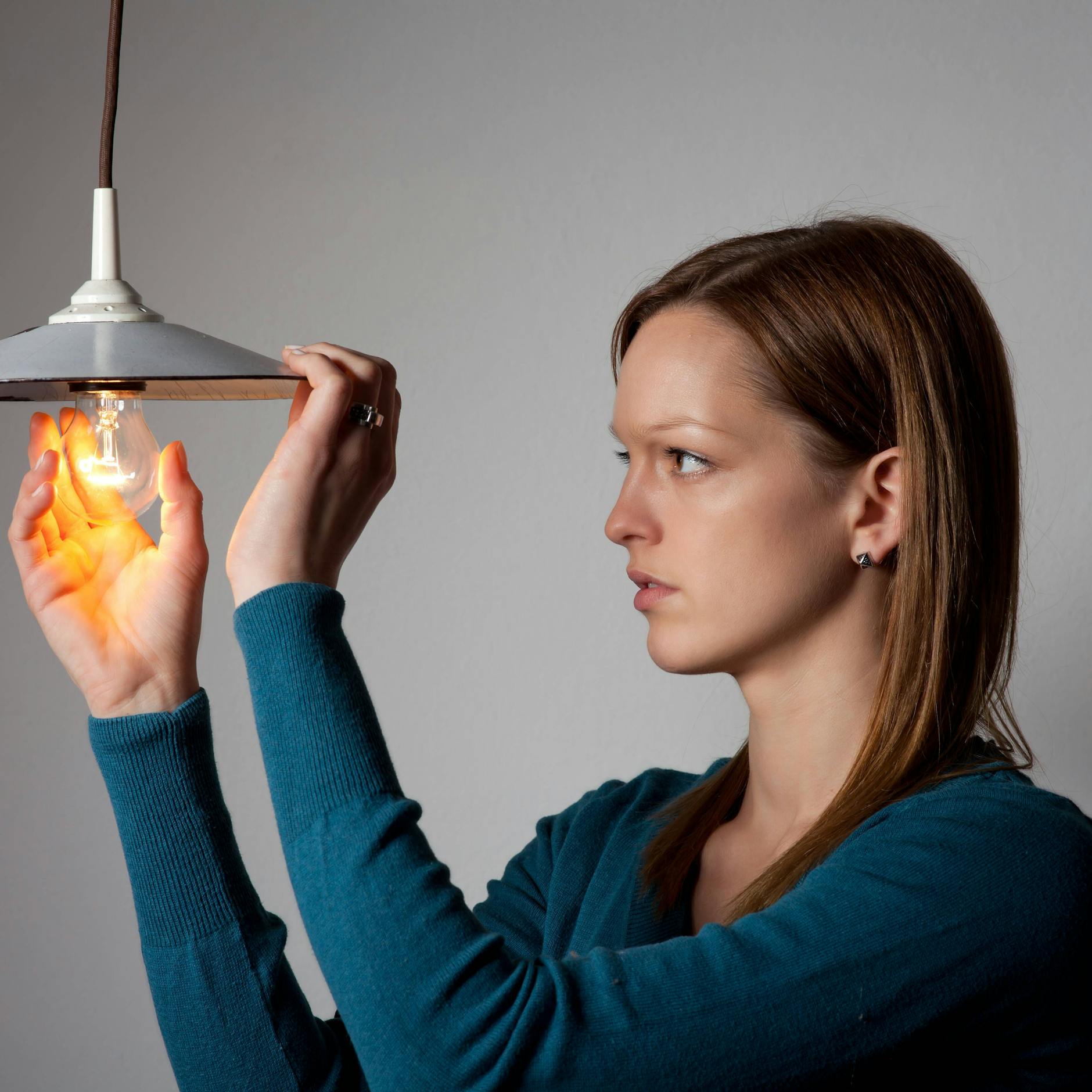 Image - Strompreis-Entlastung der Koalition gescheitert: Haushalte zahlen weiter – bis zu 140 Euro im Jahr