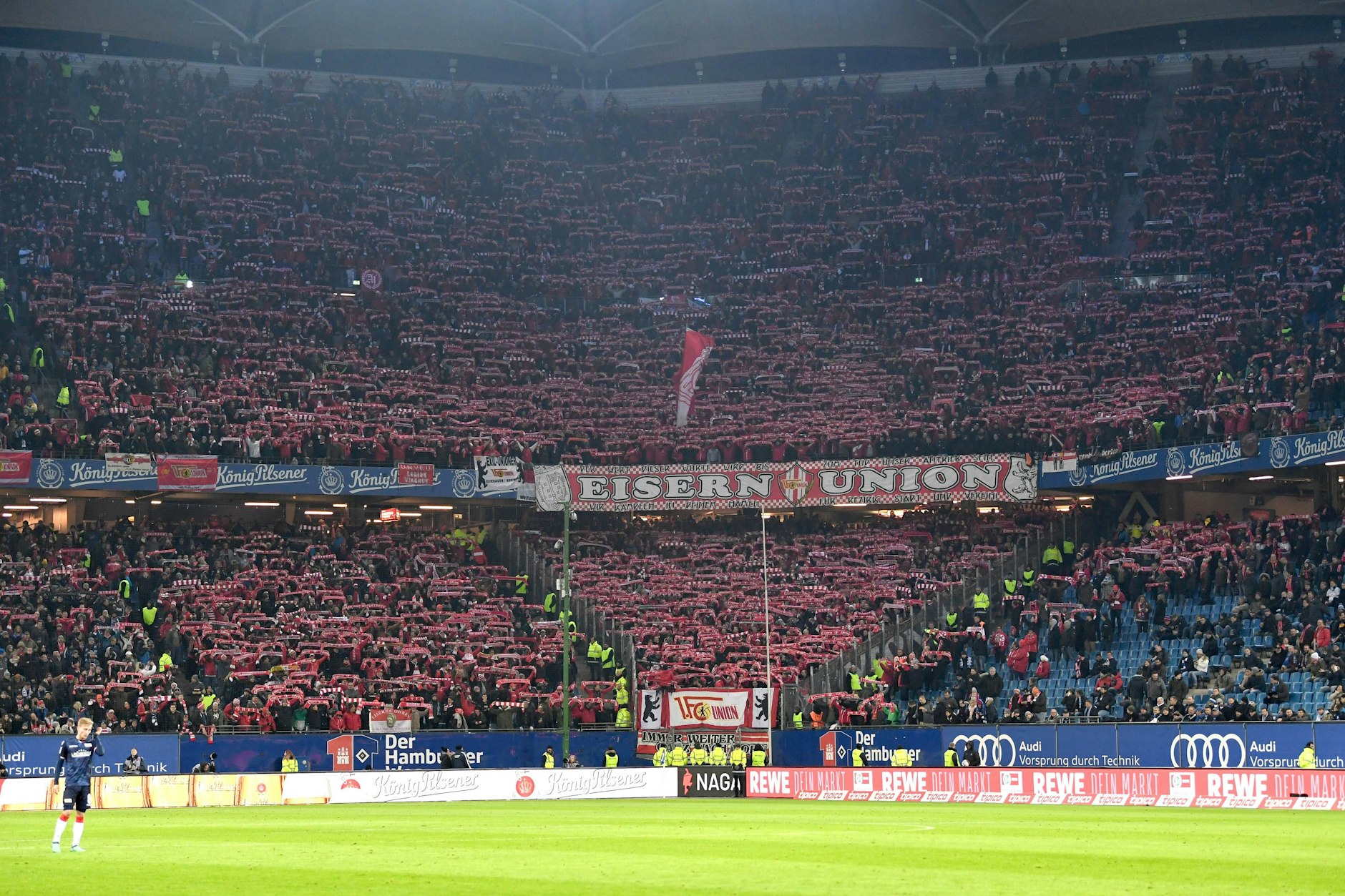 Am 26. November 2018 waren die Fans des 1. FC Union Berlin zum ersten und bislang letzten Mal im Hamburger Volksparkstadion zu Gast.