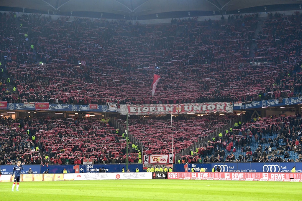 Holstein Kiel'den 1. FC Union Berlin hayranları bu unvanı geri alacak
