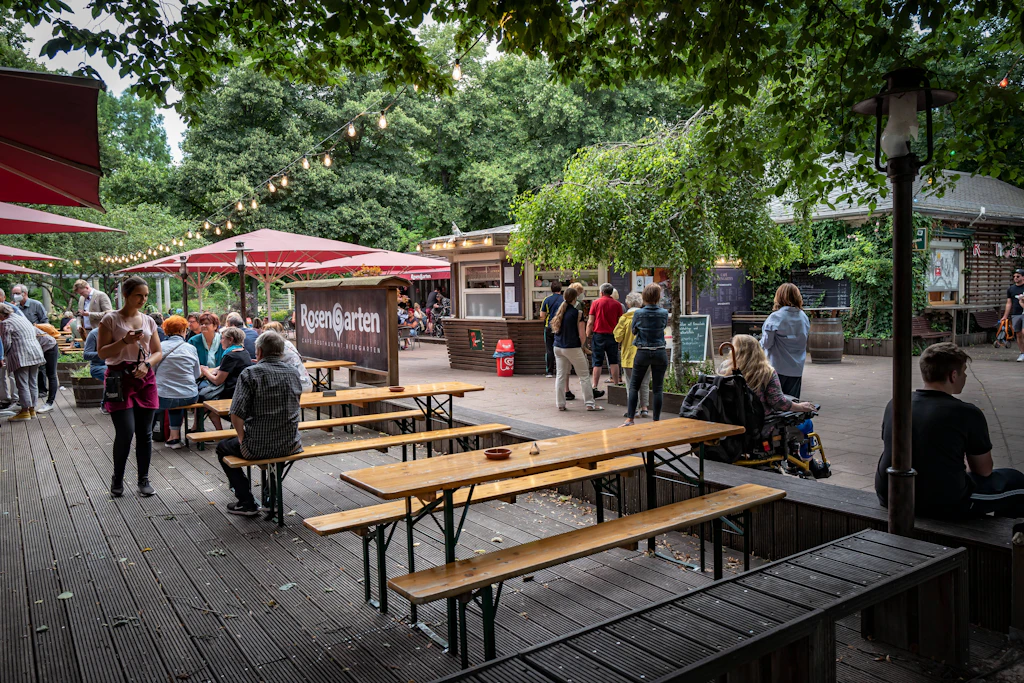 Café Rosengarten in Pankow: Letzte Rettung Foodtruck