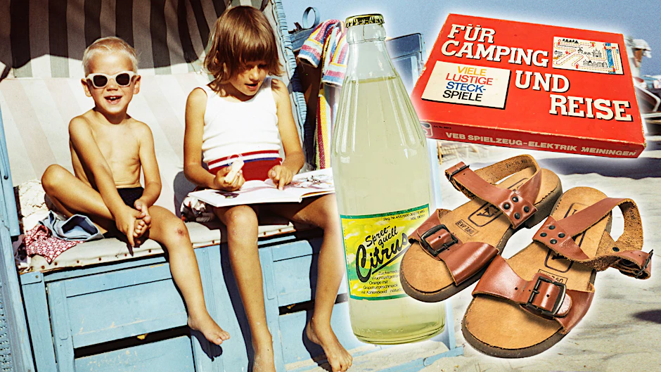 Welche Dinge verbinden Sie mit dem Sommer in der DDR: Wir haben eine kleine Auswahl für Sie. Hier: Limonade von Spreequell, Steckspiele für die Reise und Siesta-Sandalen gehörten für viele zum Sommer.