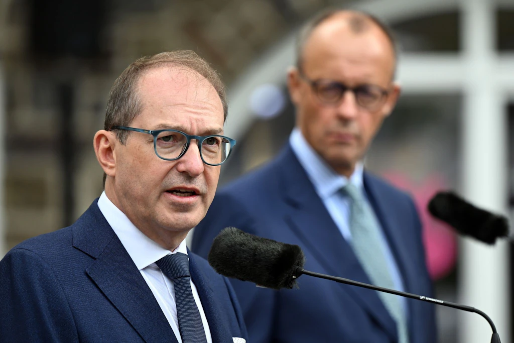 Innenminister Dobrindt will mit Taliban über Abschiebungen verhandeln - ...