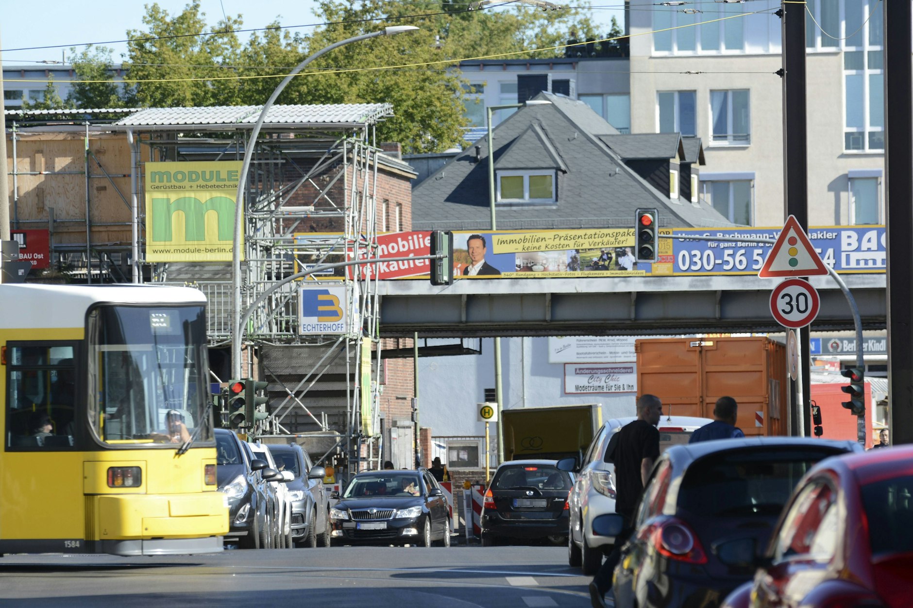 Neue Runde im Bauprojekt, die Straßenbahn 62 bis zum S-Bahnhof Mahlsdorf zu führen.